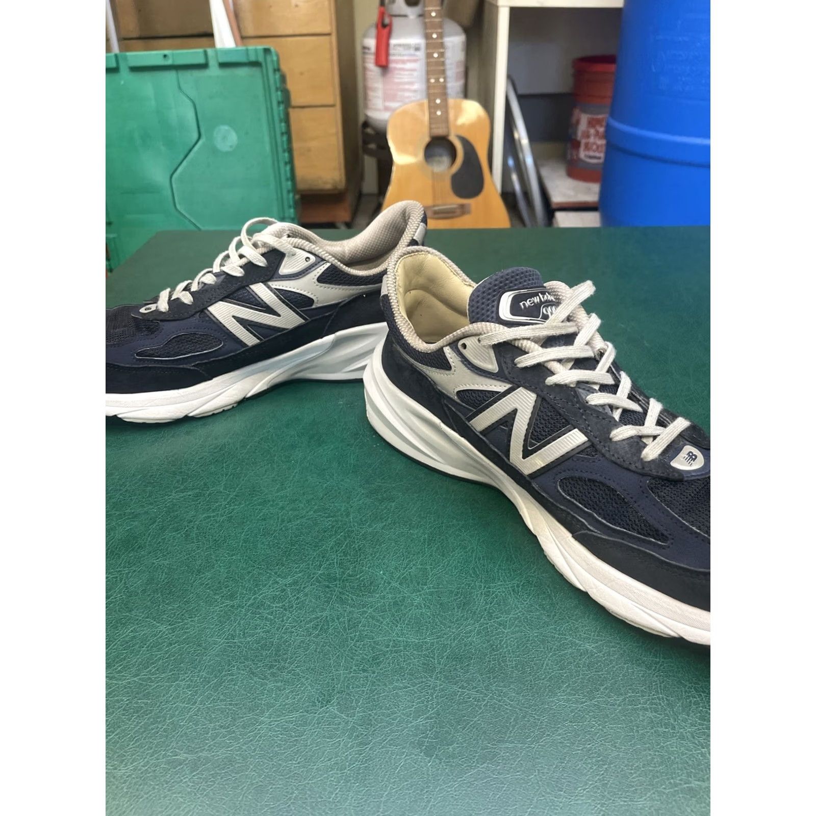 New Balance New Balance 990 v6 M990NV6 Made in USA Navy Suede Sneaker Men 12.5 US 2023 Size US 12 / EU 45 - 4 Thumbnail