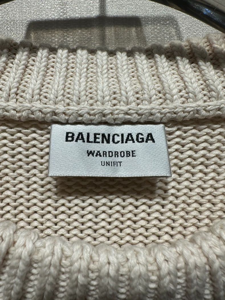Balenciaga Balenciaga Double Hook Embroidered Knit Sweater Size US S / EU 44-46 / 1 - 3 Thumbnail