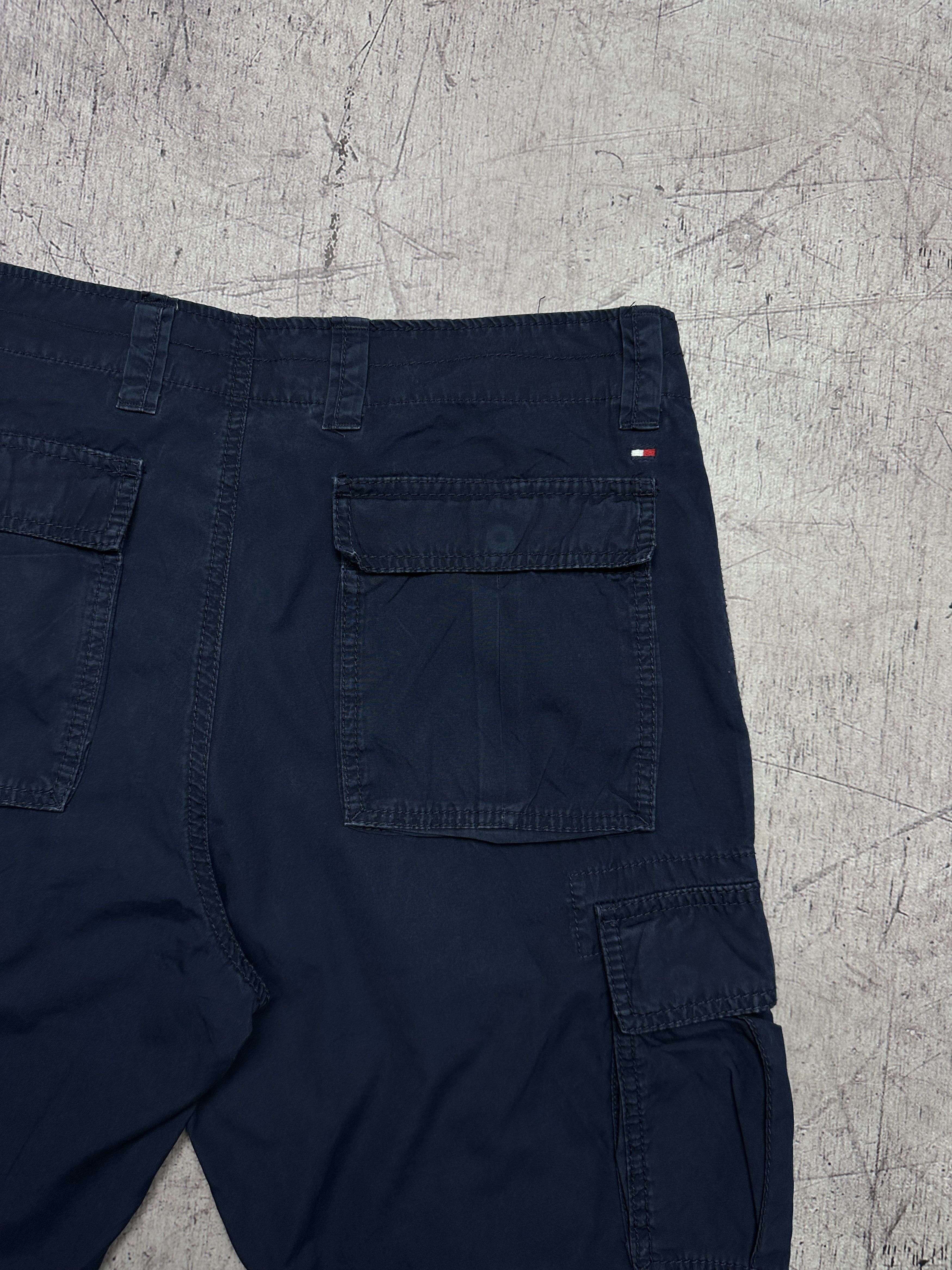 Tommy Hilfiger Tommy Hilfiger Vintage Mens Cargo Shorts Size US 33 - 6 Thumbnail