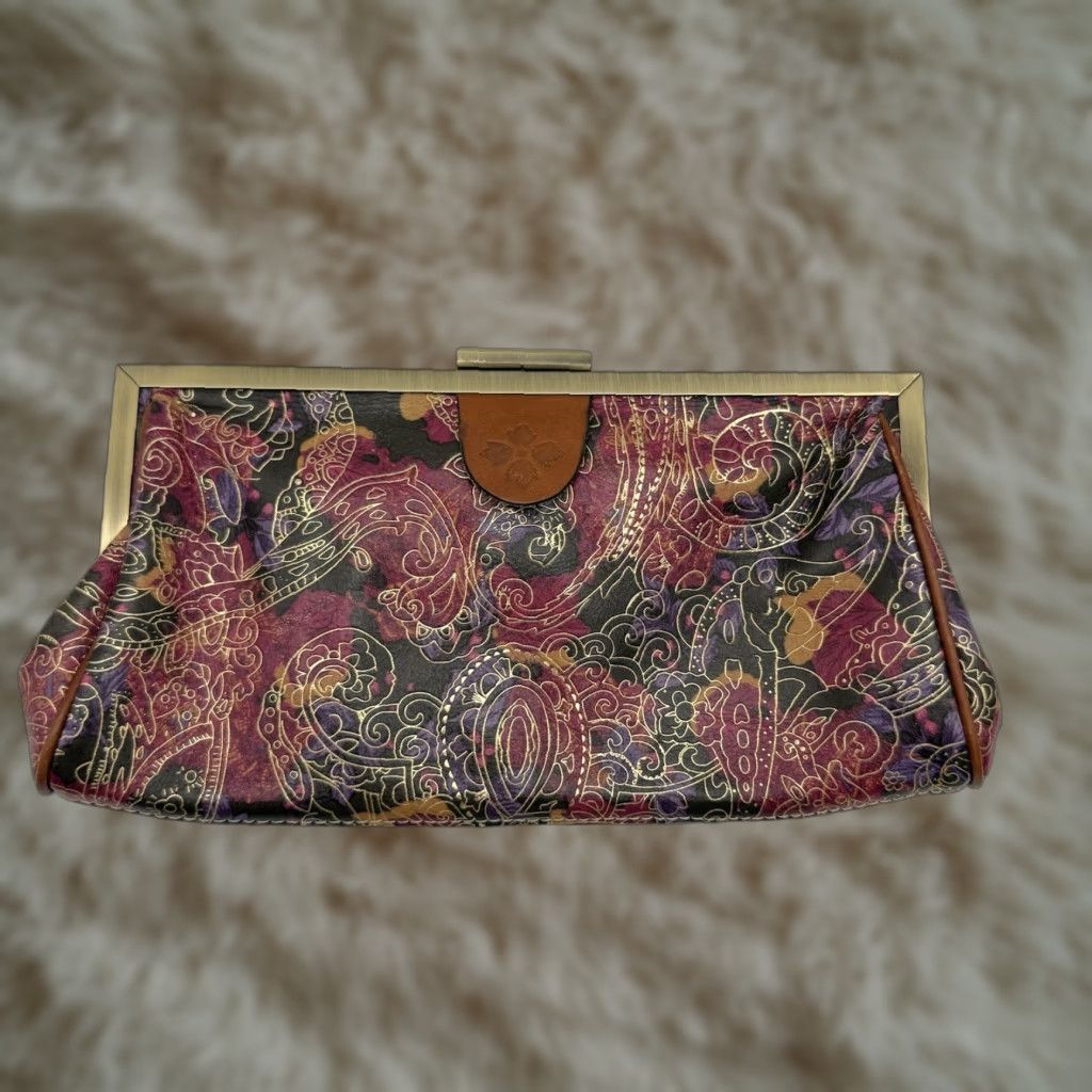 Patricia Nash VINTAGE Patricia Nash Clutch Bag Bag Clutch Women Medium Gold Leather Metallic Italian Framed Bag Georgia Athena Logo Bag Accessories Size ONE SIZE - 1 Thumbnail