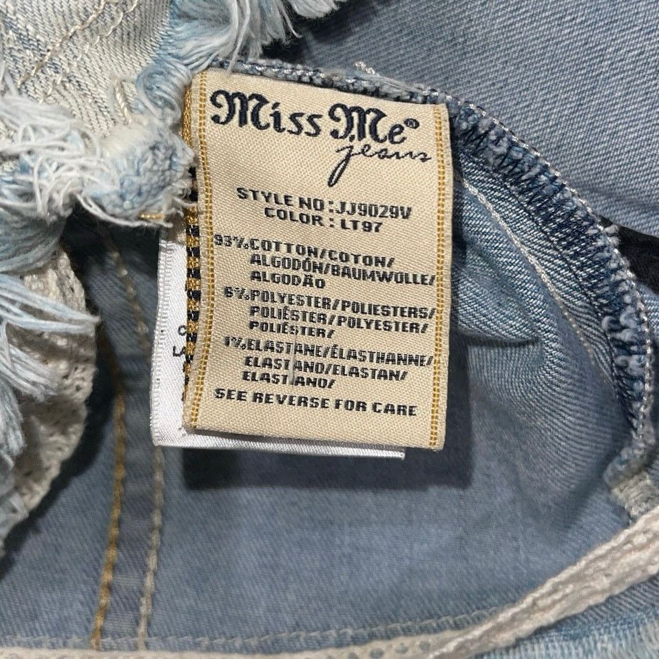 Miss Me Miss Me Distressed Studded Denim Jean Vest Western Y2K 2000s Size S / US 4 / IT 40 - 5 Thumbnail