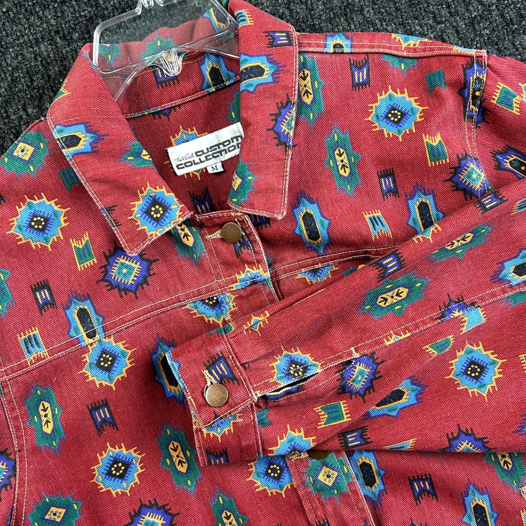 Denime VINTAGE Aztec Southwest Geometric All Over Print Denim Jacket Red M The 1 East Custom Collection Jacket Ladies? Size L / US 10 / IT 46 - 2 Thumbnail