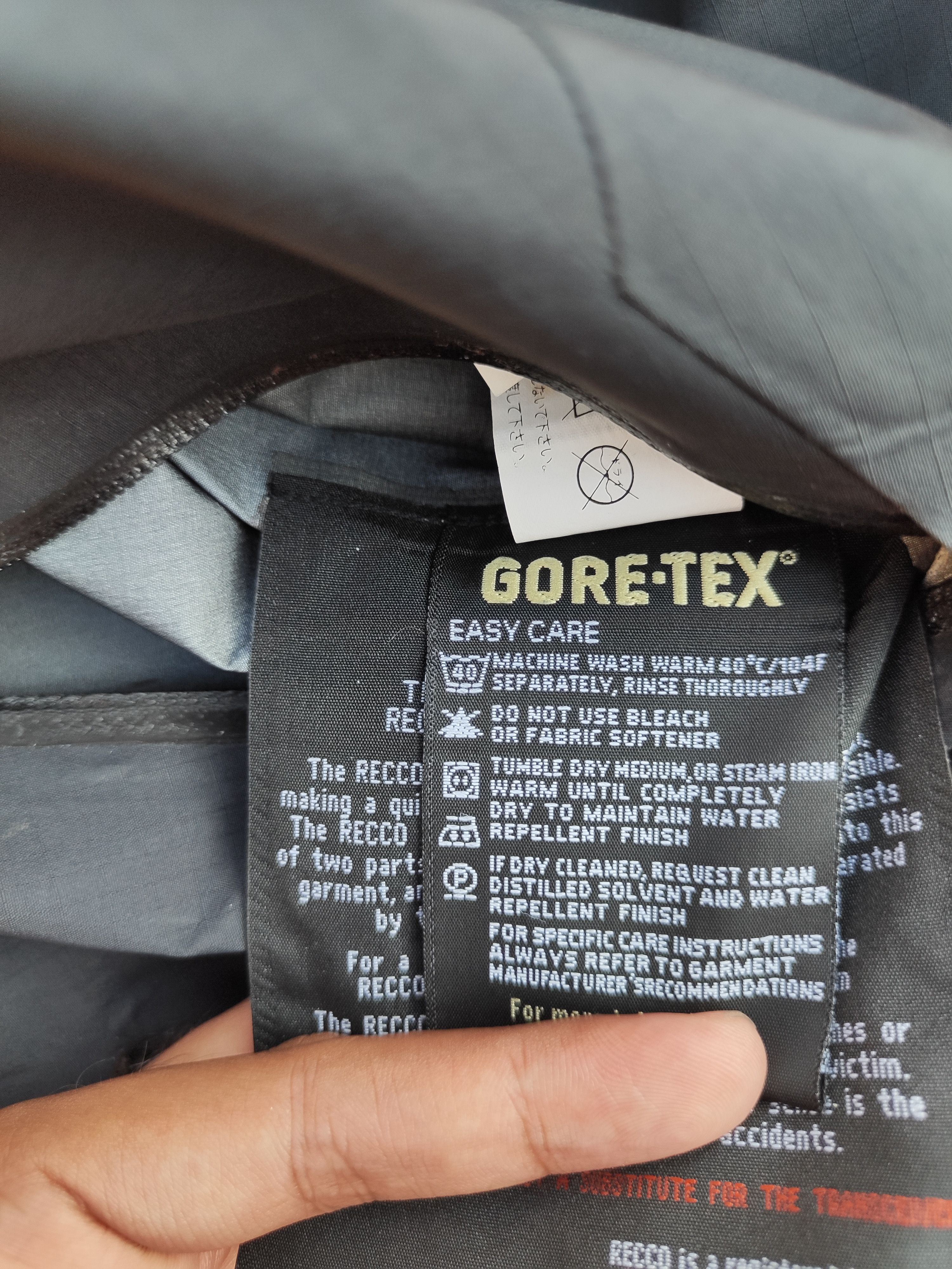 Arc'teryx × Beams Plus Arcteryx x Beams Stinger 35 th Anniversary Size US XS / EU 42 / 0 - 11 Thumbnail