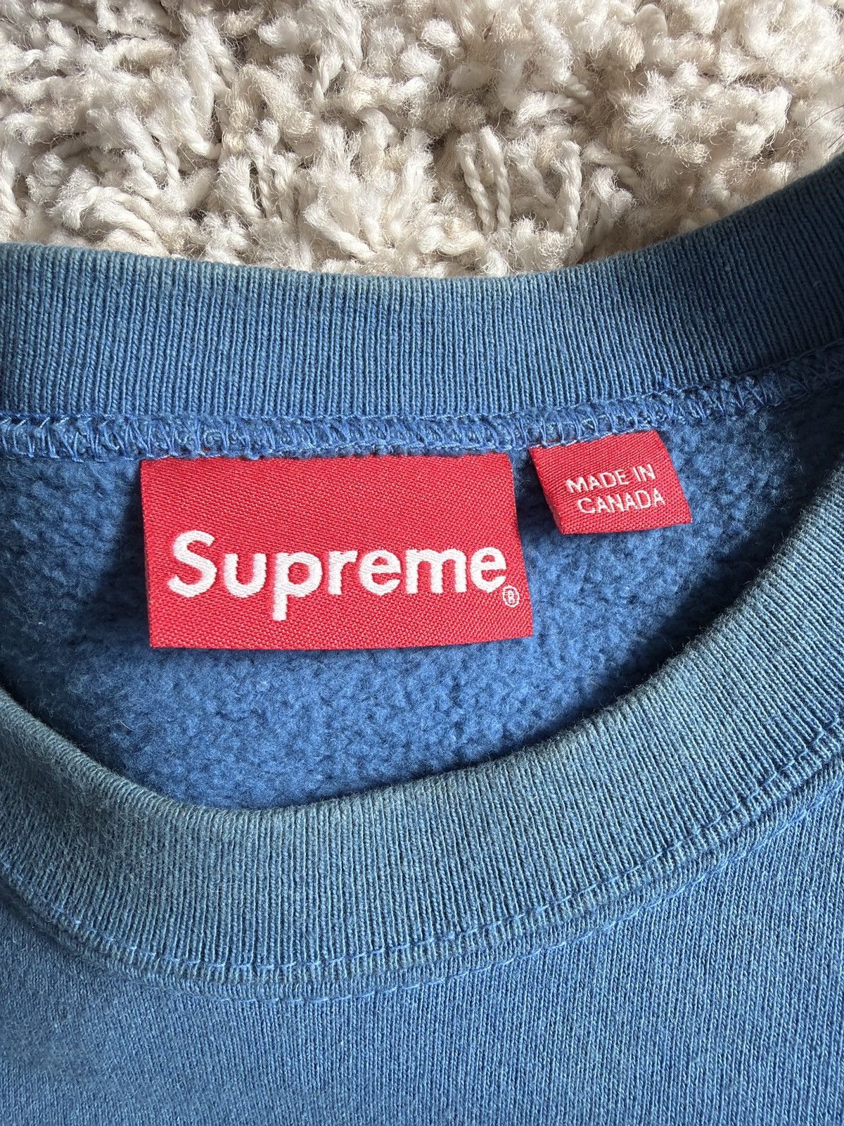 Supreme Supreme small box logo blue sweater Size US L / EU 52-54 / 3 - 8 Thumbnail