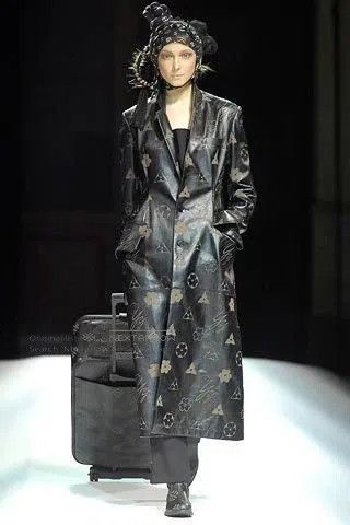 Yohji Yamamoto Yohji Yamamoto 07FW LV Parody Sweater. Size M / US 6-8 / IT 42-44 - 6 Thumbnail