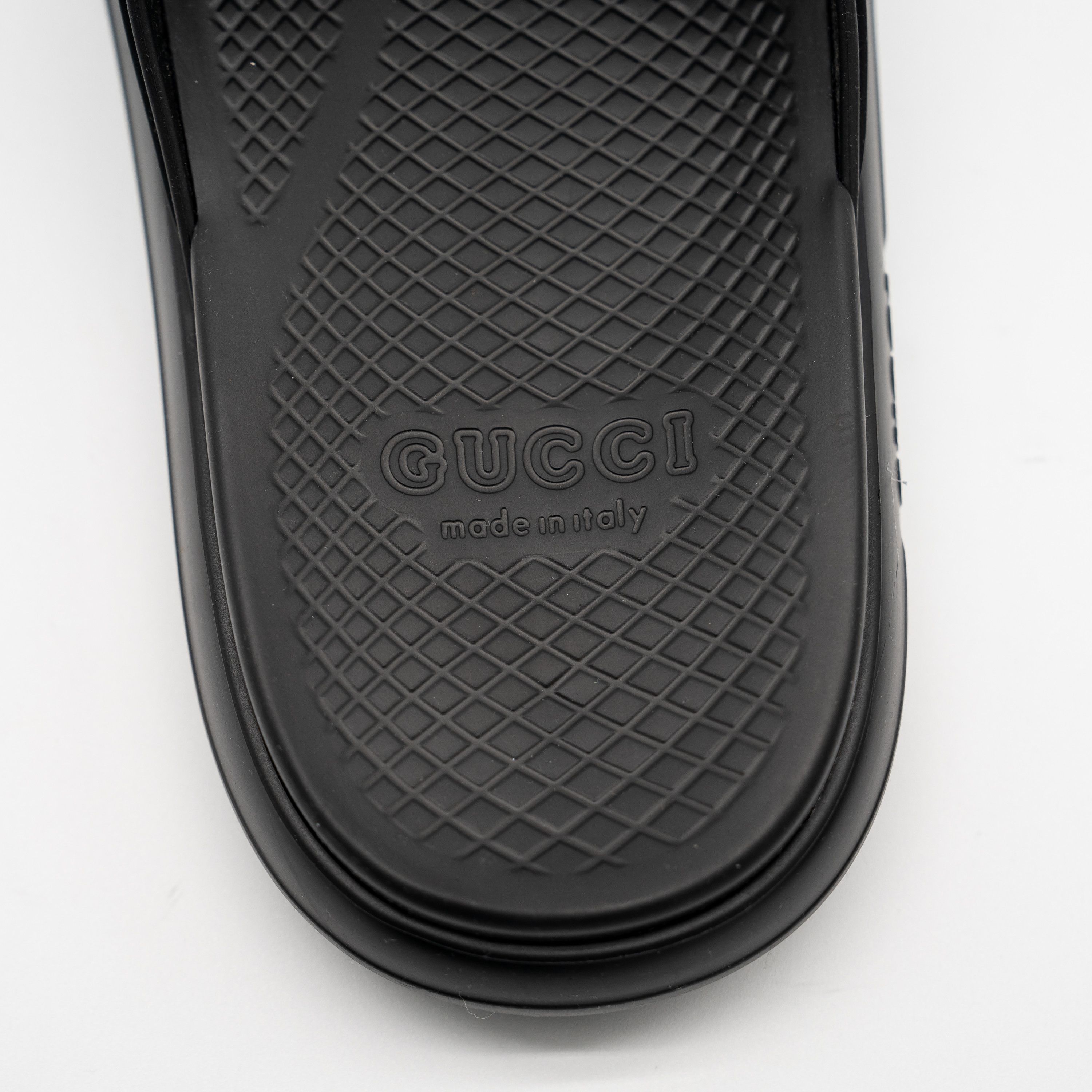Gucci 14.5 US Gucci Black GG Rubber Slides Sandals White Size US 15 / EU 48 - 8 Thumbnail