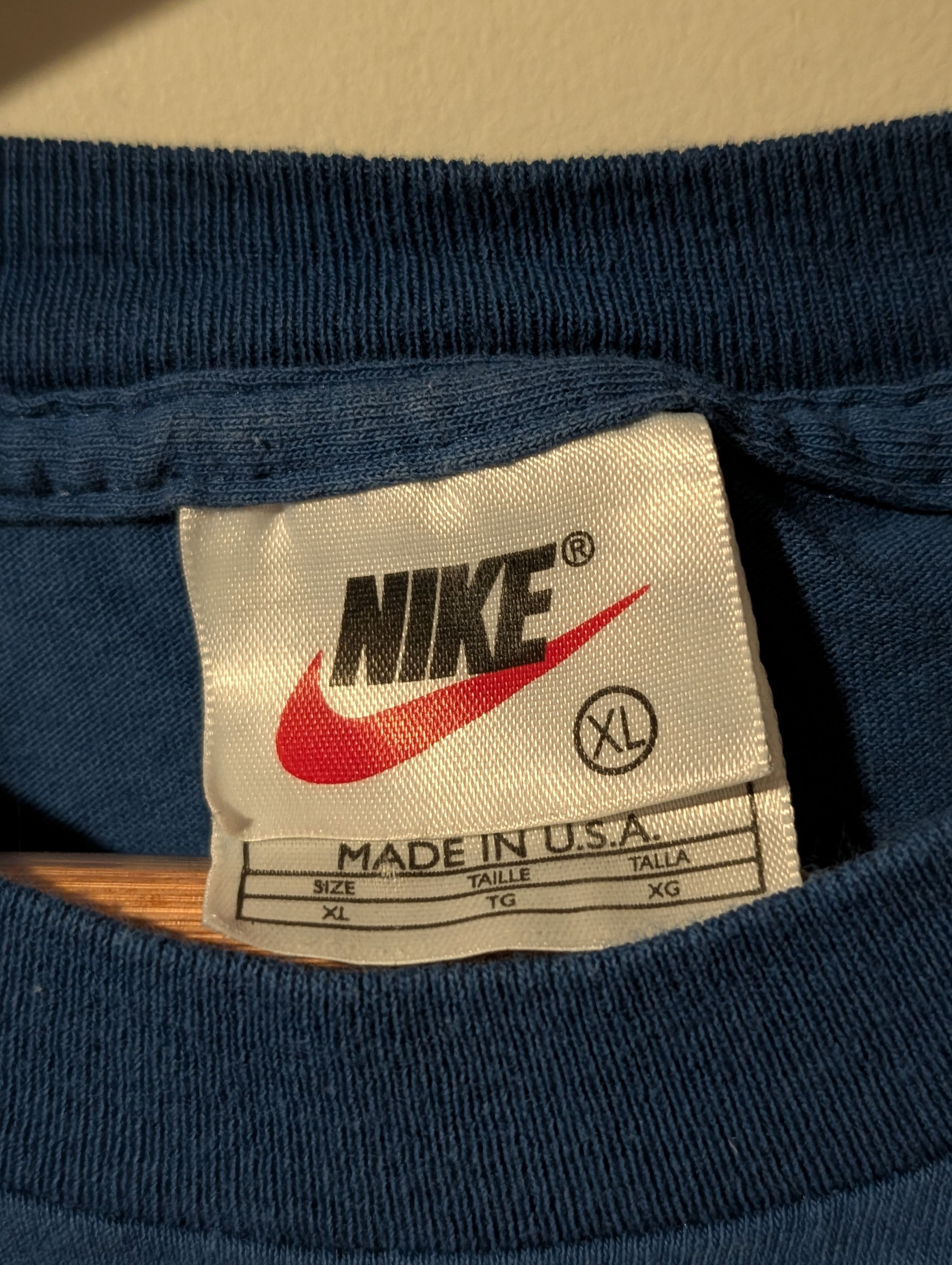 Nike Vintage 90s Nike Big Swoosh T Shirt XL Made USA Block Logo Size US XL / EU 56 / 4 - 3 Thumbnail