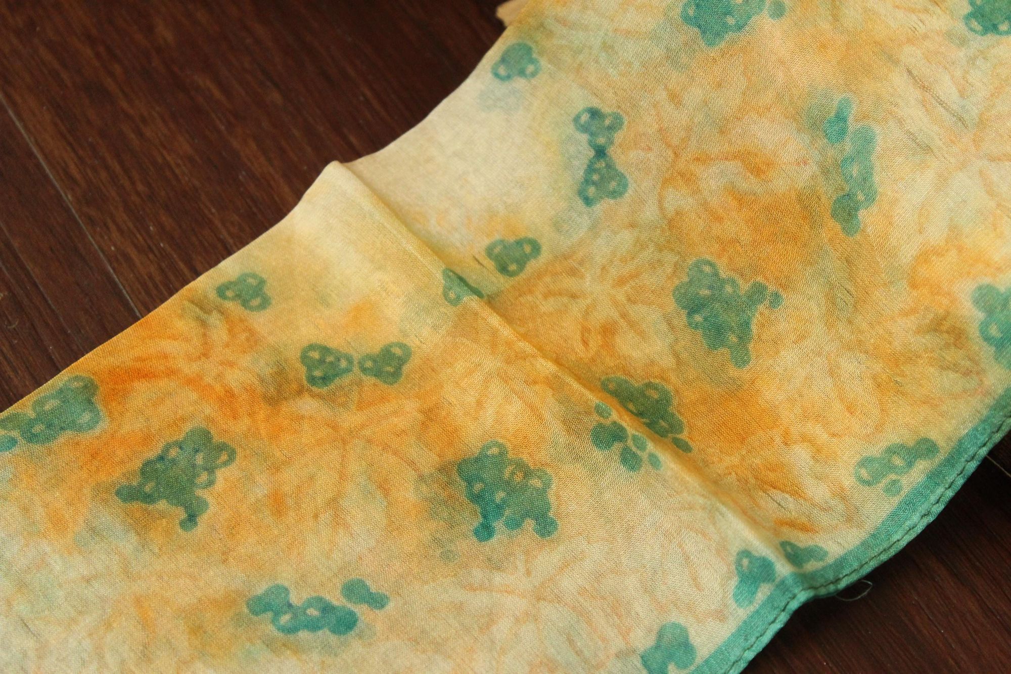 Vintage Vintage 1950s Handkerchief, Orange and Green Silk with a Lea Size ONE SIZE - 5 Thumbnail