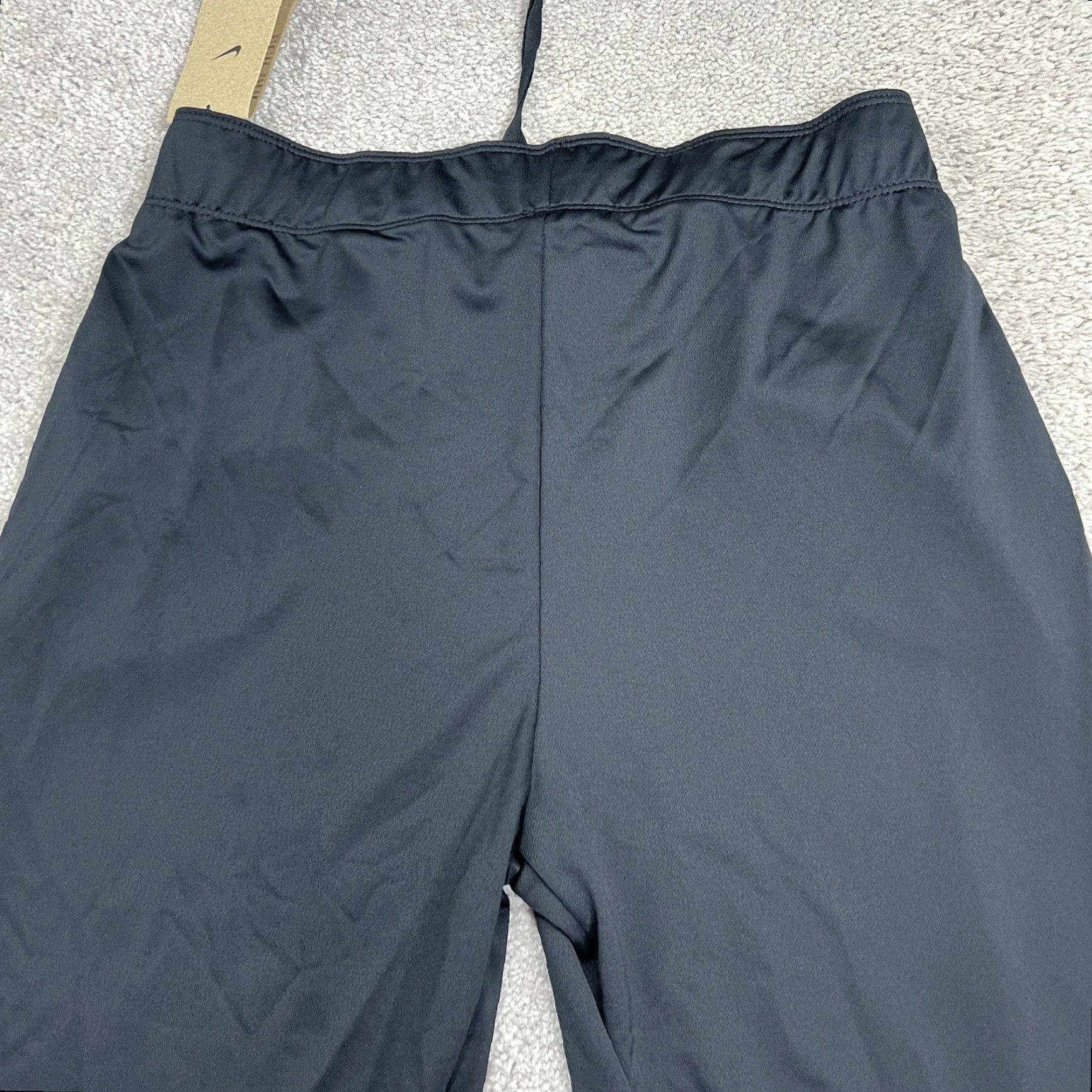 Nike Nike Dri-FIT Pants Womens Small Black Jogger 7/8 Training Lightweight Inseam 26” DV6735 NWT Mens Womens Girls Boys None Size 28" / US 6 / IT 42 - 7 Thumbnail