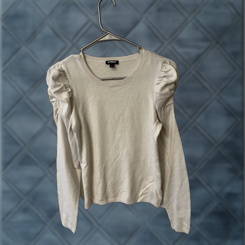 Express Express Puff Shoulder Sweater Size Small Ivory Beige Size S / US 4 / IT 40 - 1 Thumbnail