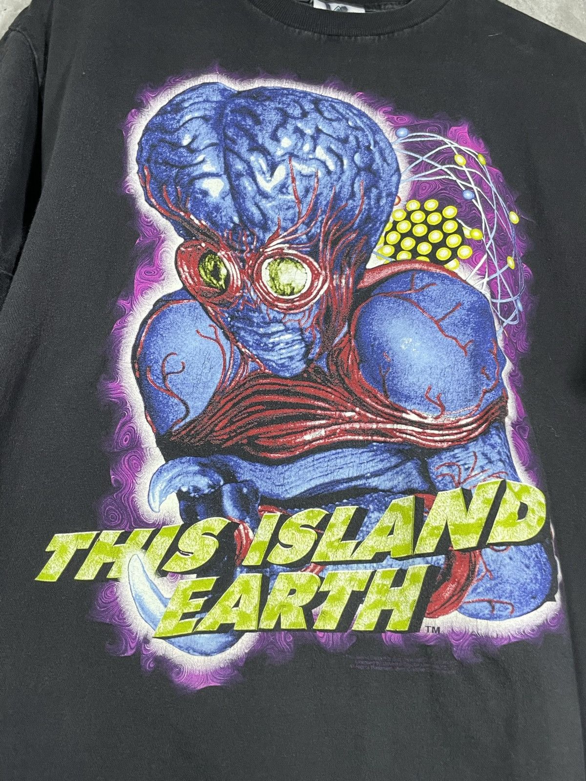 Band Tees Vintage 1997 Universal Studios Monsters Alien Sci Fi T Shirt Size US L / EU 52-54 / 3 - 9 Thumbnail