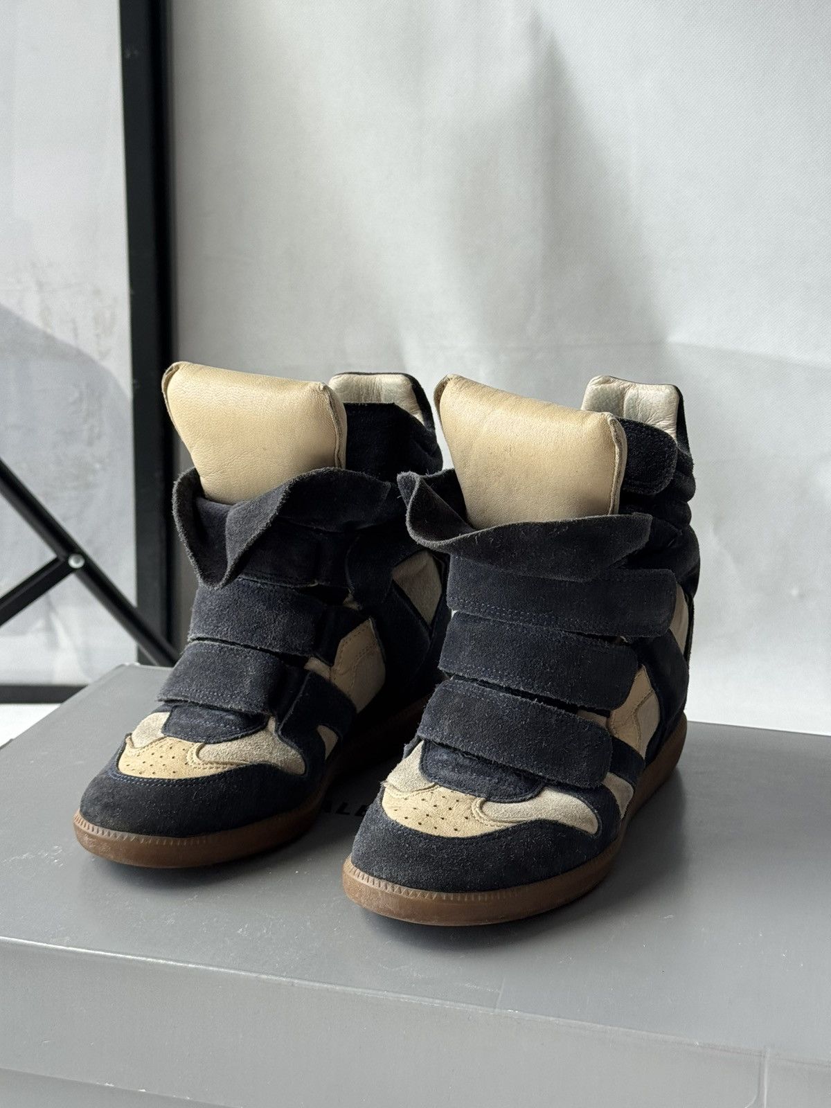 Isabel Marant Isabel Marant Bekett sneakers shoes beige Suede Wedge Size US 6 / IT 36 - 14 Thumbnail