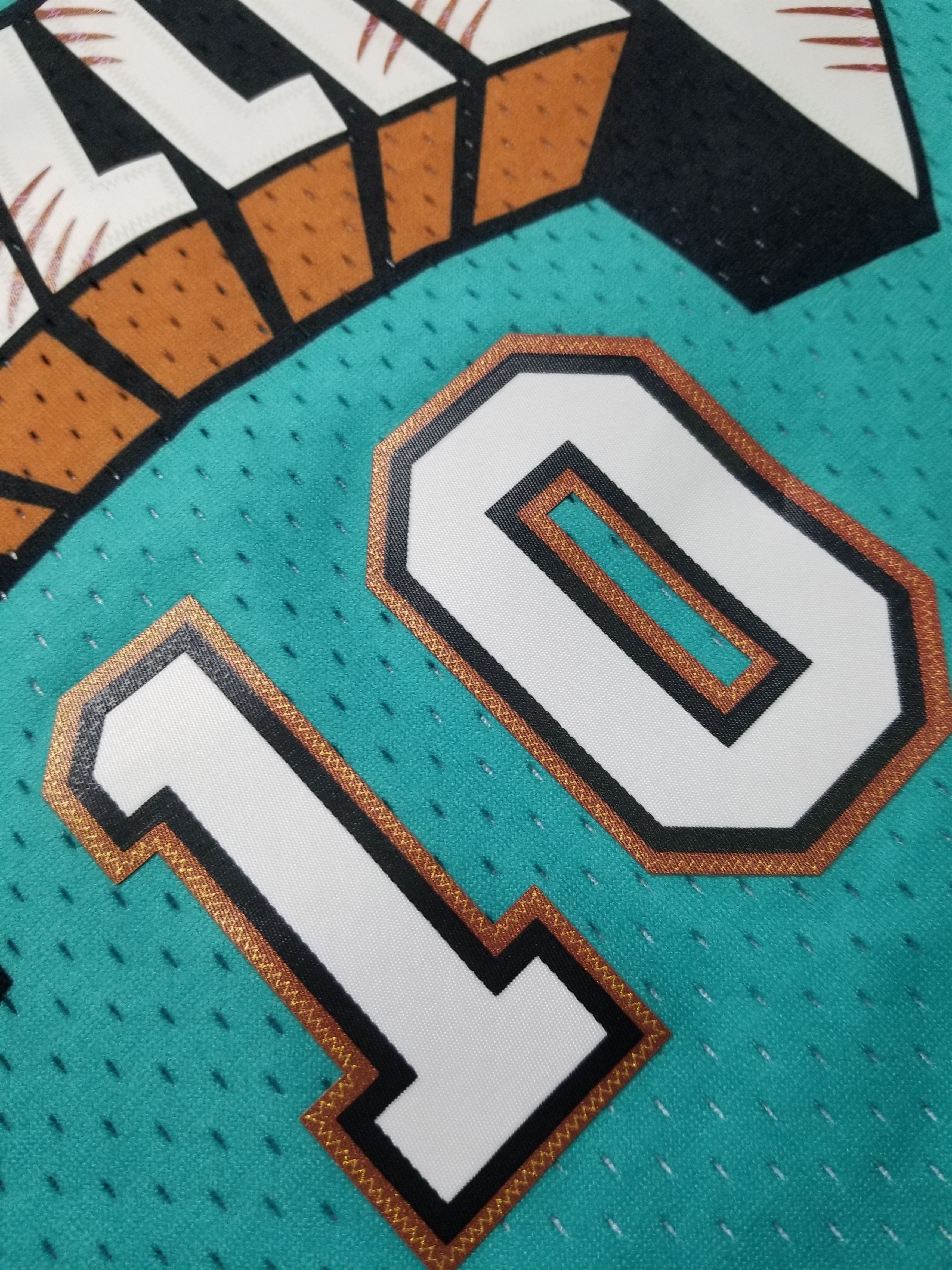 Mitchell & Ness Teal Vancouver Grizzlies Mike Bibby #10 Swingman Jersey Size US M / EU 48-50 / 2 - 8 Thumbnail