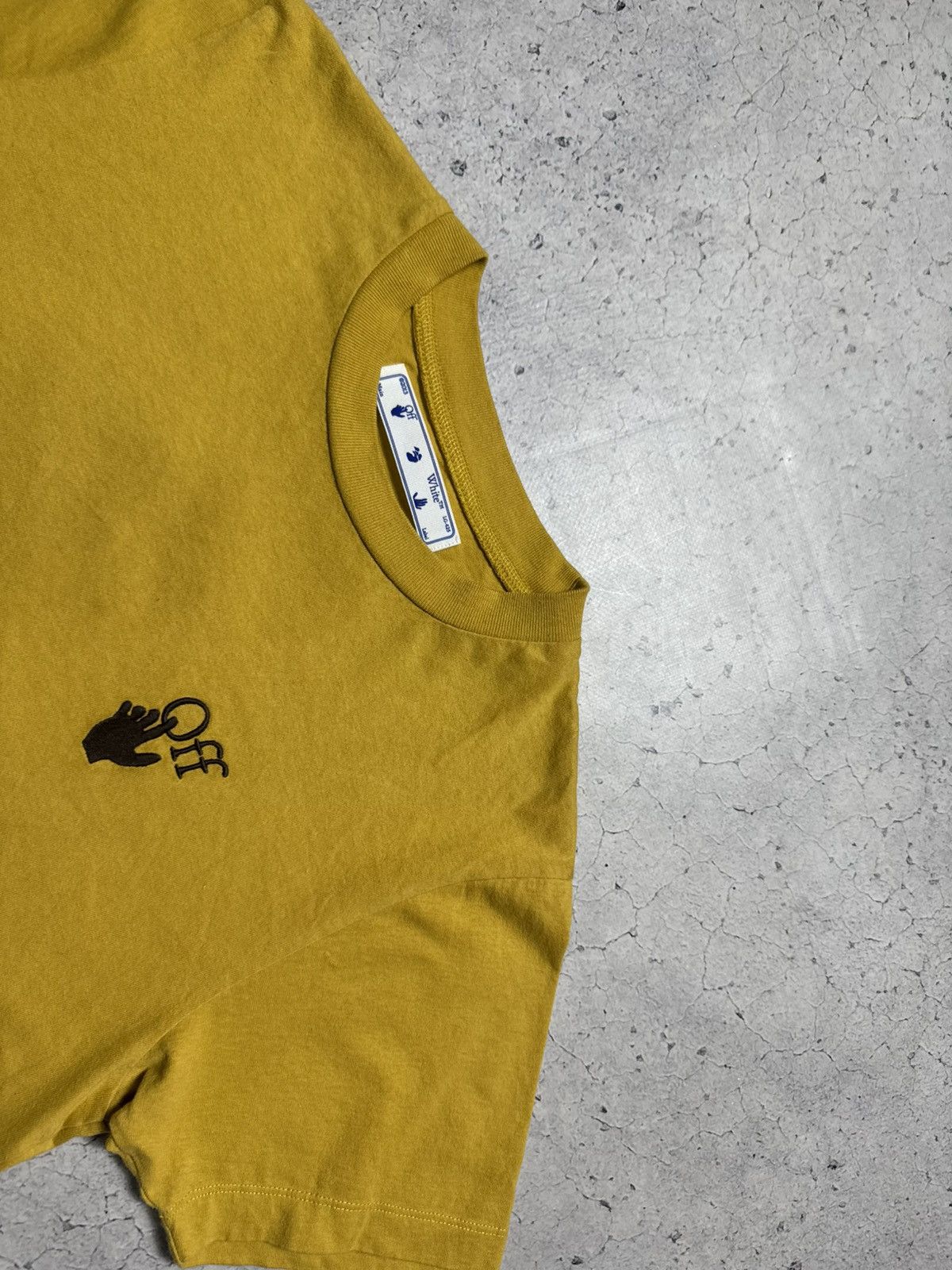 Off-White Off-White Luxury T-Shirt Big Logo Size S Size US S / EU 44-46 / 1 - 4 Thumbnail