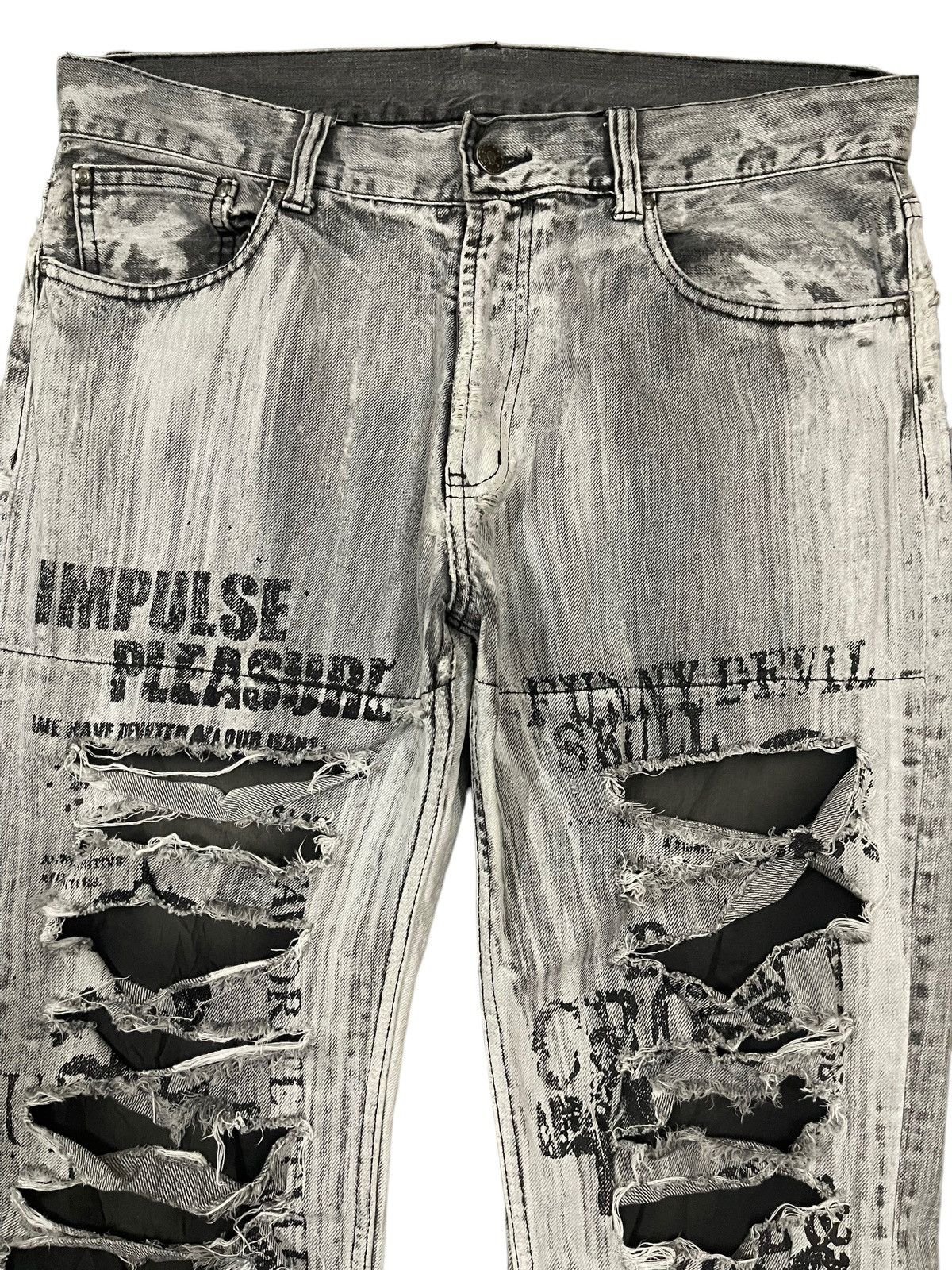 If Six Was Nine Vintage Japanese Skull Punk Distressed Bondage Flare Jeans Size US 33 - 3 Thumbnail