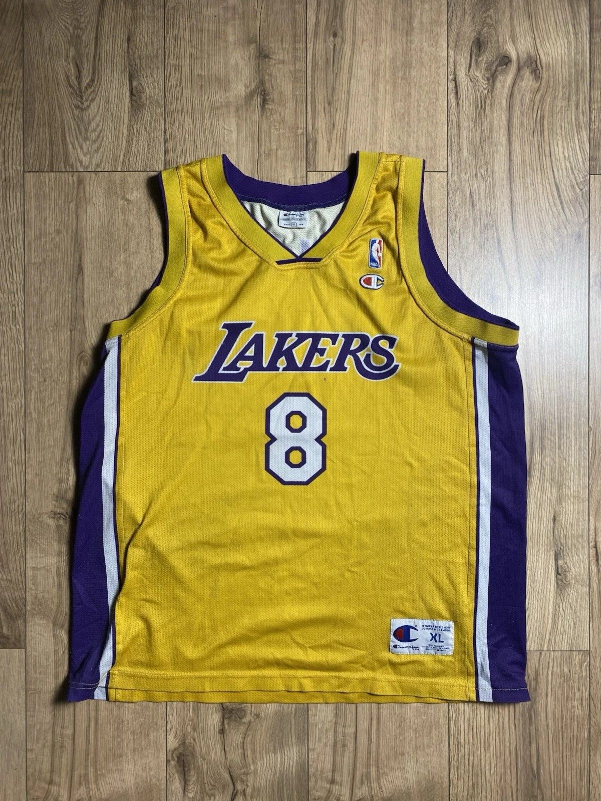 Champion Vintage Kobe Bryant #8 Lakers NBA Champion Basketball Jersey Size US XL / EU 56 / 4 - 1 Thumbnail