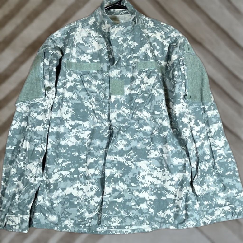 Vintage VINTAGE Army Coat Military Unisex Camouflage Digicam Green M Jacket Regular Size US M / EU 48-50 / 2 - 1 Thumbnail