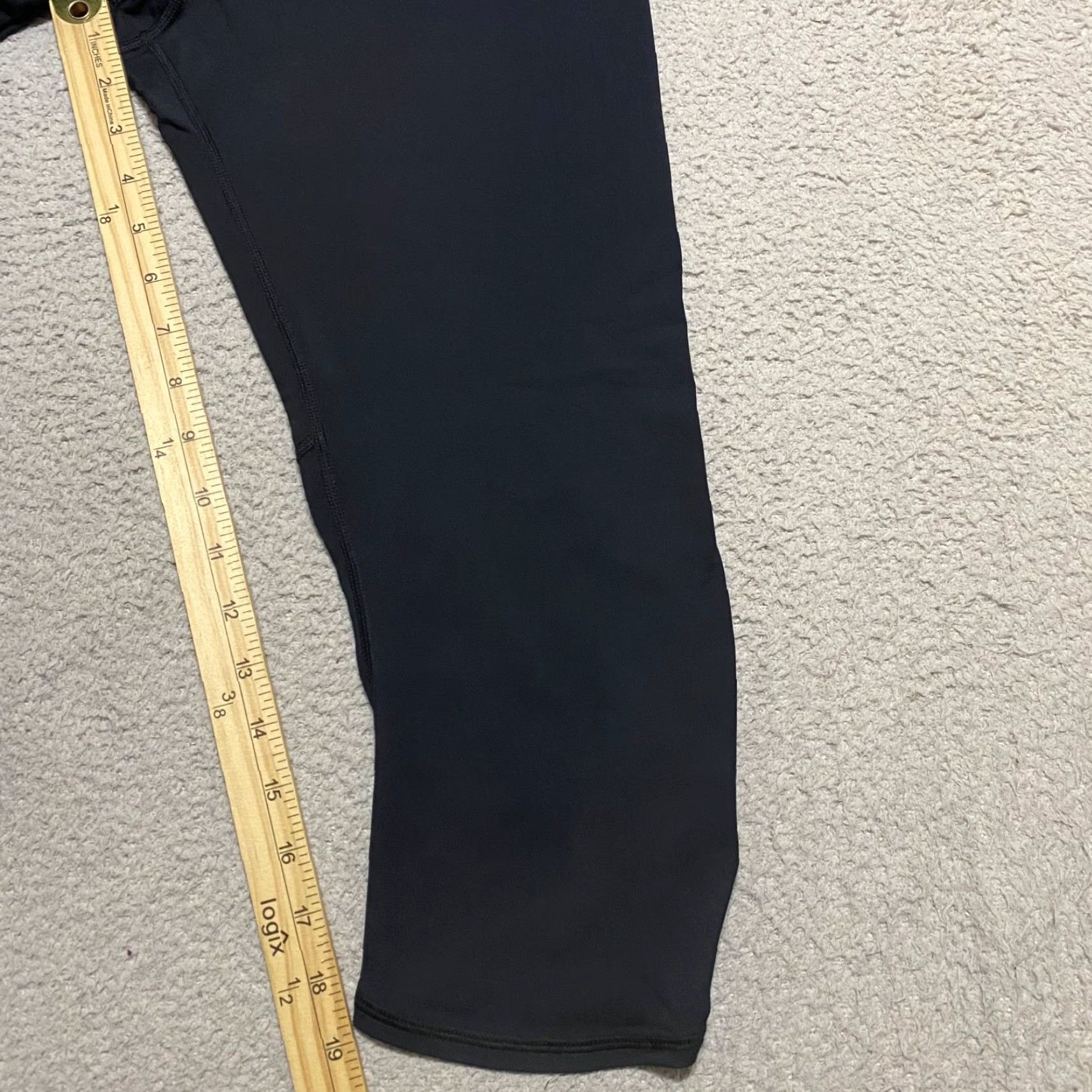 Under Armour Under Armour Womens Pants Medium Black Capri Cropped Yoga Gym Activewear Regular M Black Nylon Spandex Pockets Heatgear 90s? Size 32" / US 10 / IT 46 - 6 Thumbnail