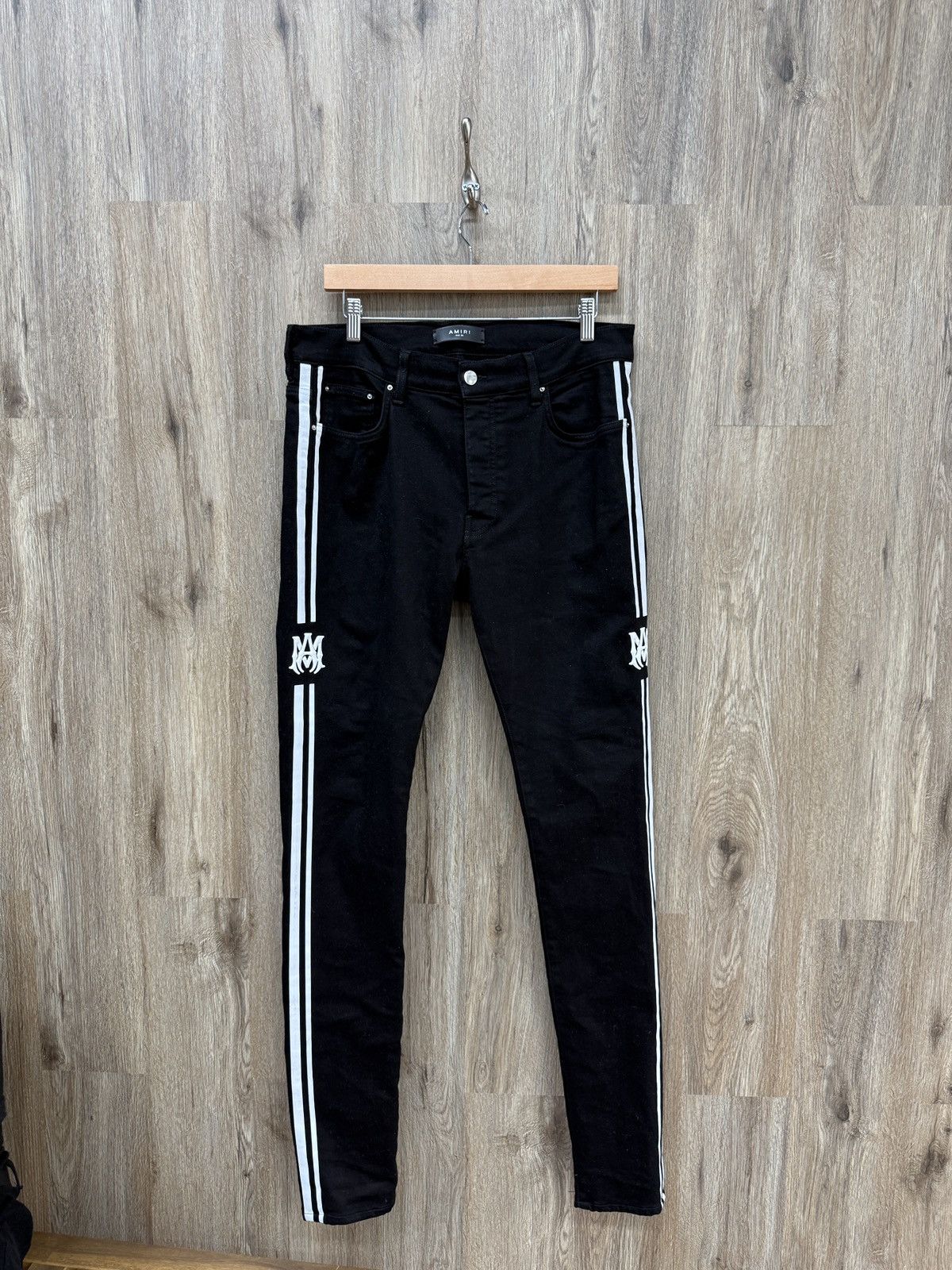 Amiri Amiri Black M Logo Denim Jeans Size US 34 / EU 50 - 1 Thumbnail