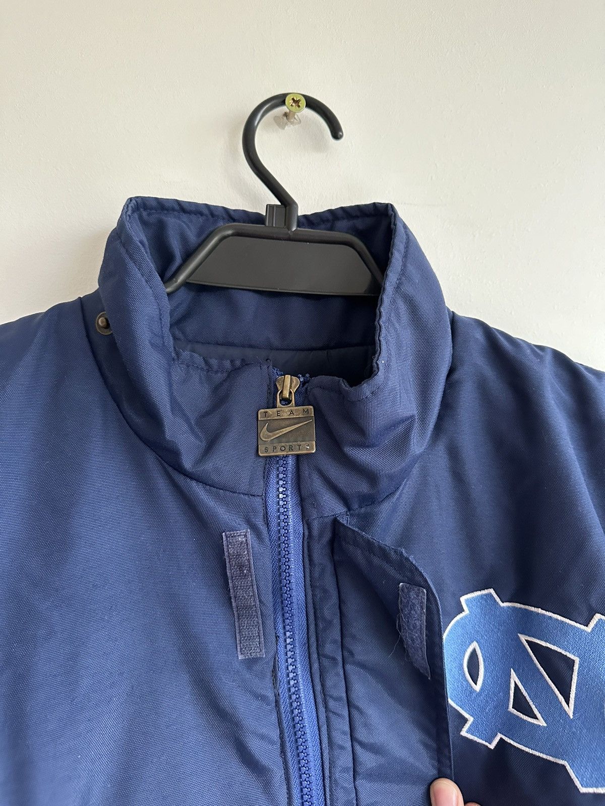Nike Nike Vintage North Carolina Down Puffer Jacket Mens L NCAA Size US L / EU 52-54 / 3 - 7 Thumbnail