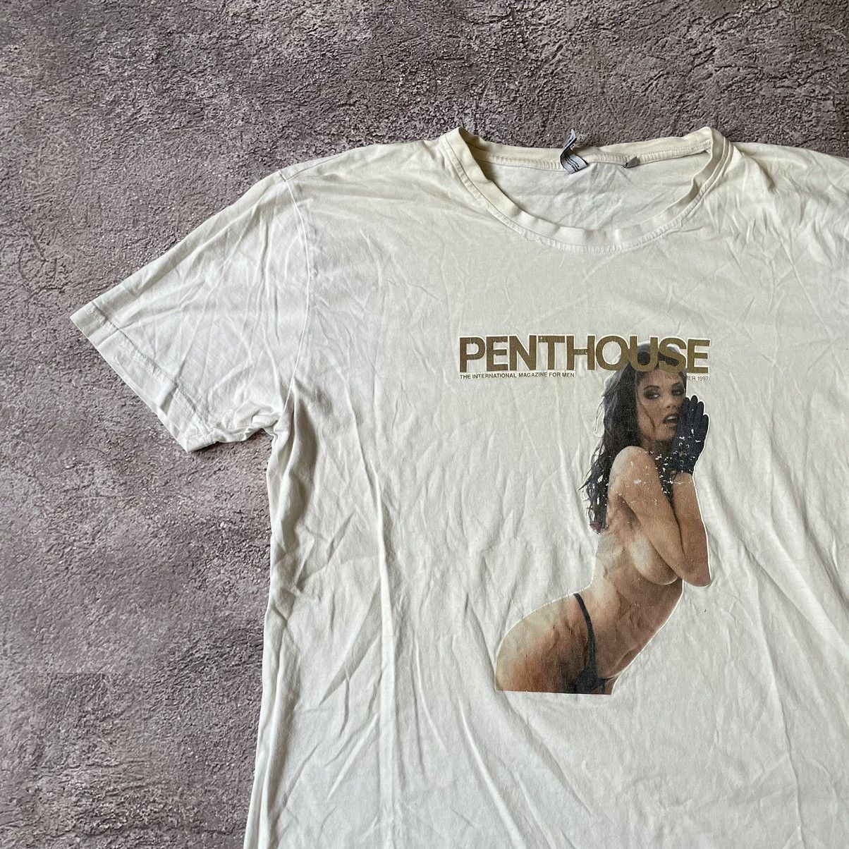 Vintage Vintage Y2K Penthouse Graphic Tee Cream Grunge Oversized M Size US M / EU 48-50 / 2 - 6 Thumbnail