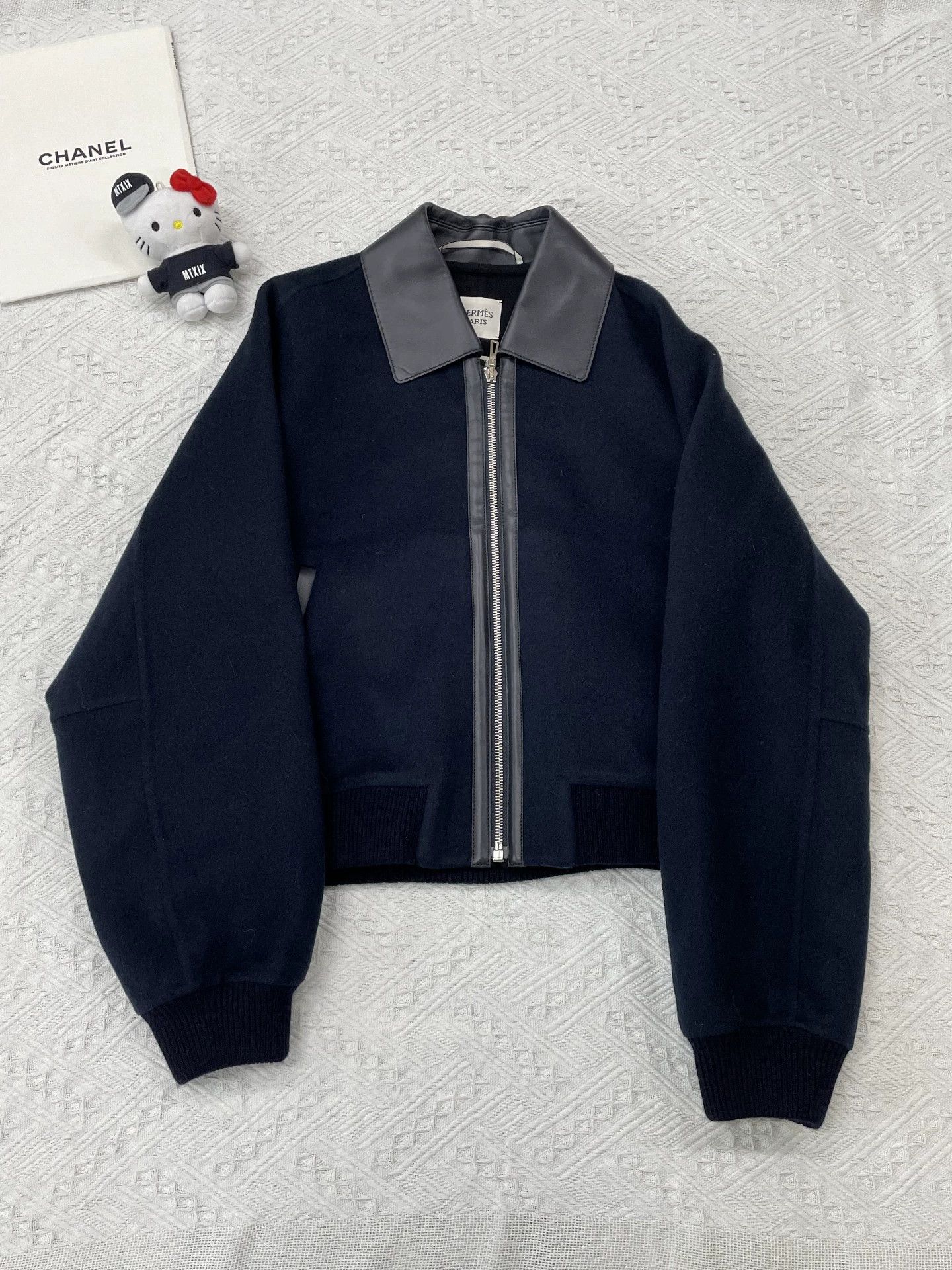 Hermes Hermes 25 SS Navy Blue Leather Panel Cashmere Jacket FR38 Size S / US 4 / IT 40 - 1 Thumbnail