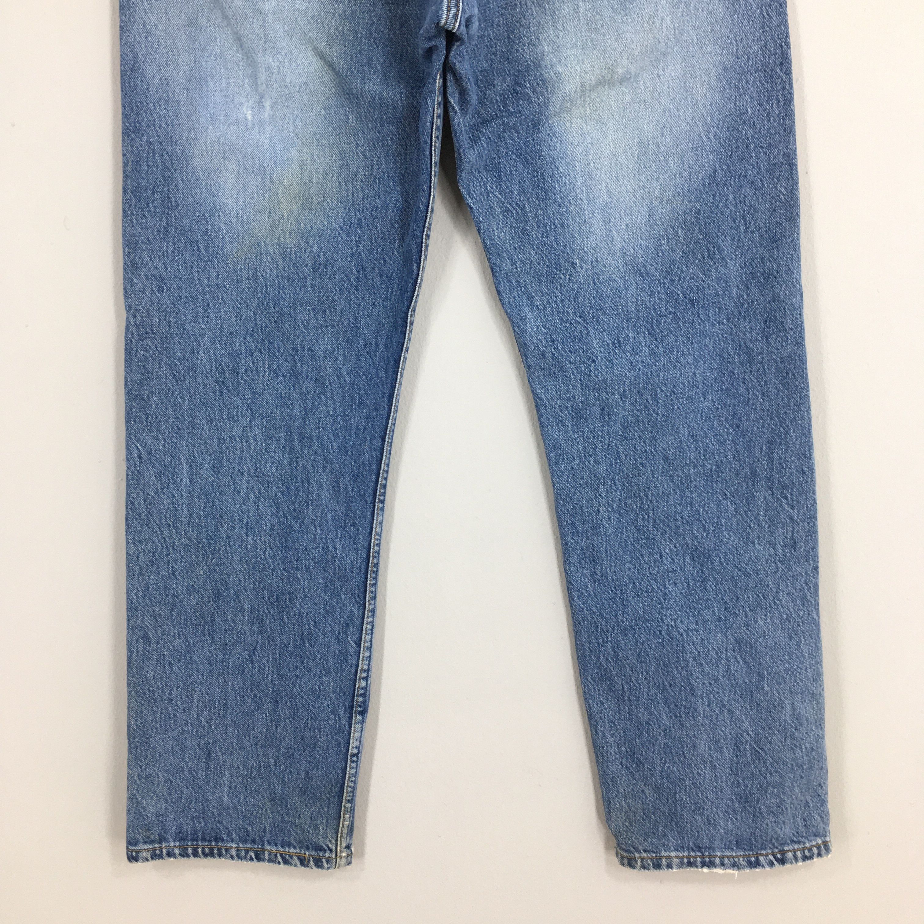 Levi's Size 31x28.5 Vintage 90s Levi's 501 Faded Blue Jeans S283 Size US 31 - 10 Thumbnail