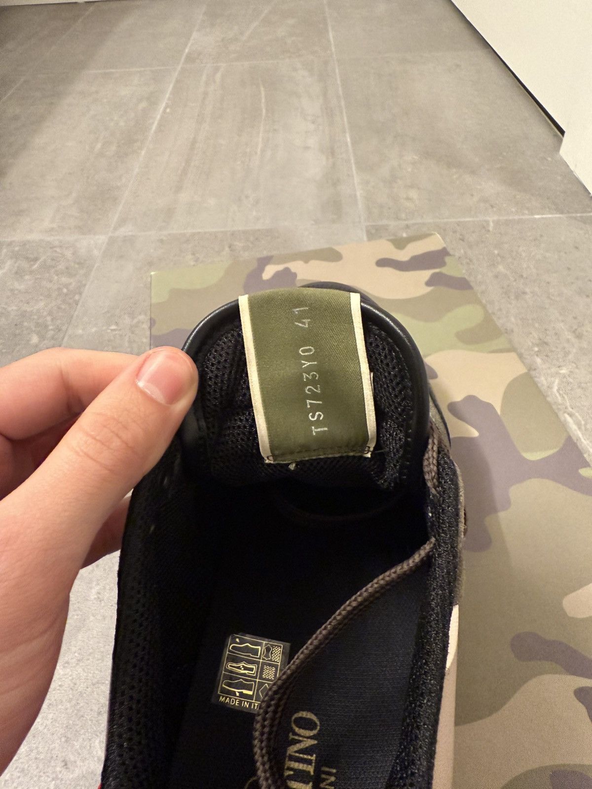 Valentino CAMOUFLAGE ROCKRUNNER SNEAKERS LEATHER & CANVAS Size US 11 / IT 41 - 12 Thumbnail