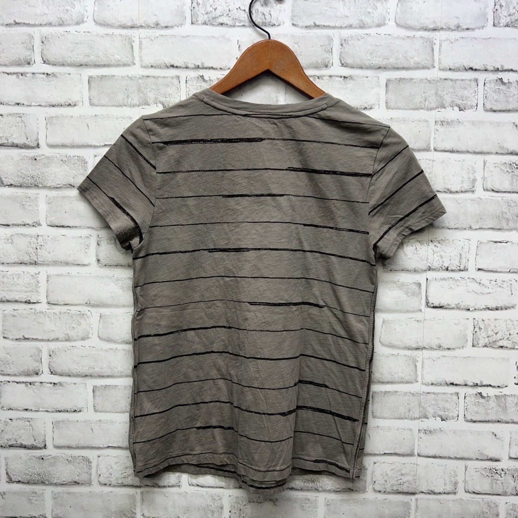 Athleta Athleta Striped T-Shirt Womens Small Beige Size S / US 4 / IT 40 - 4 Thumbnail