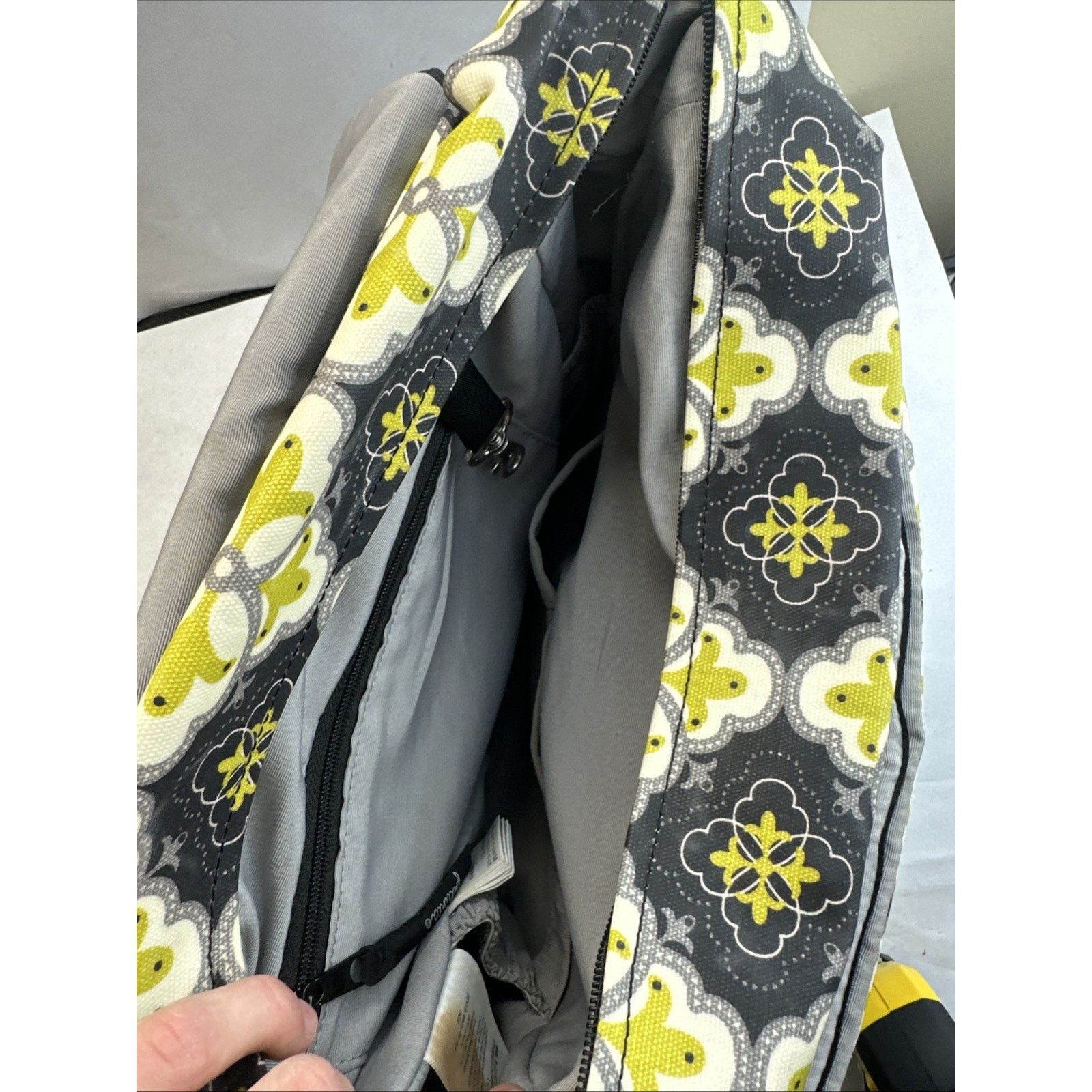& Other Stories Large Petunia Pickle Bottom Diaper Bag Shoulder Yelllow Blac Size ONE SIZE - 7 Thumbnail