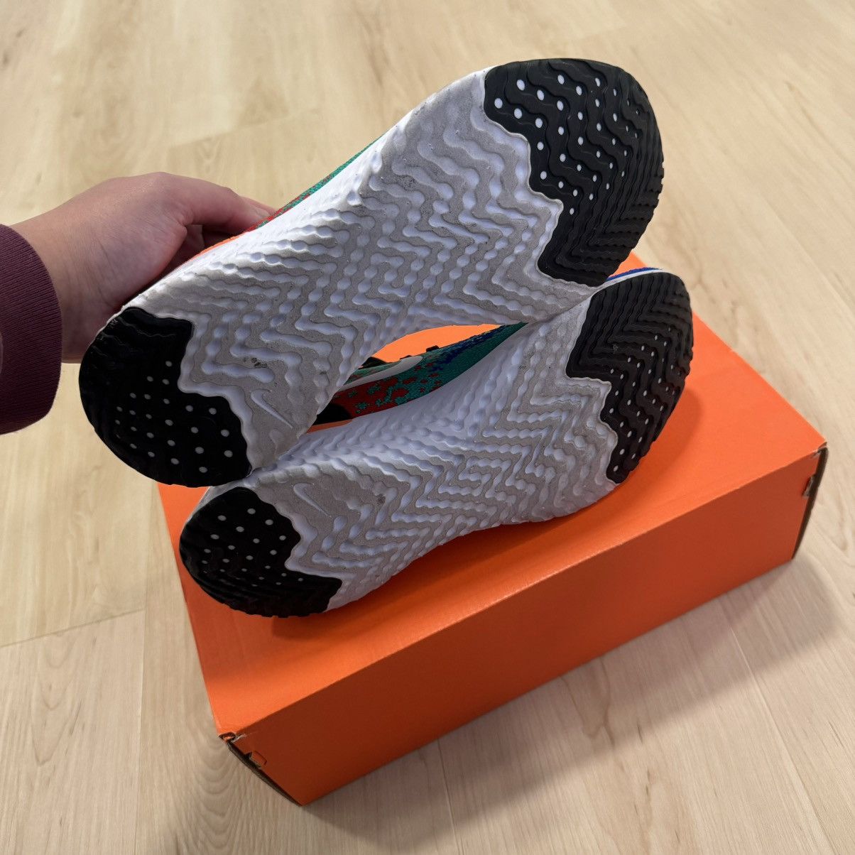 Nike NIKE EPIC REACT FLYKNIT BELGIUM Size US 8 / EU 41 - 8 Thumbnail