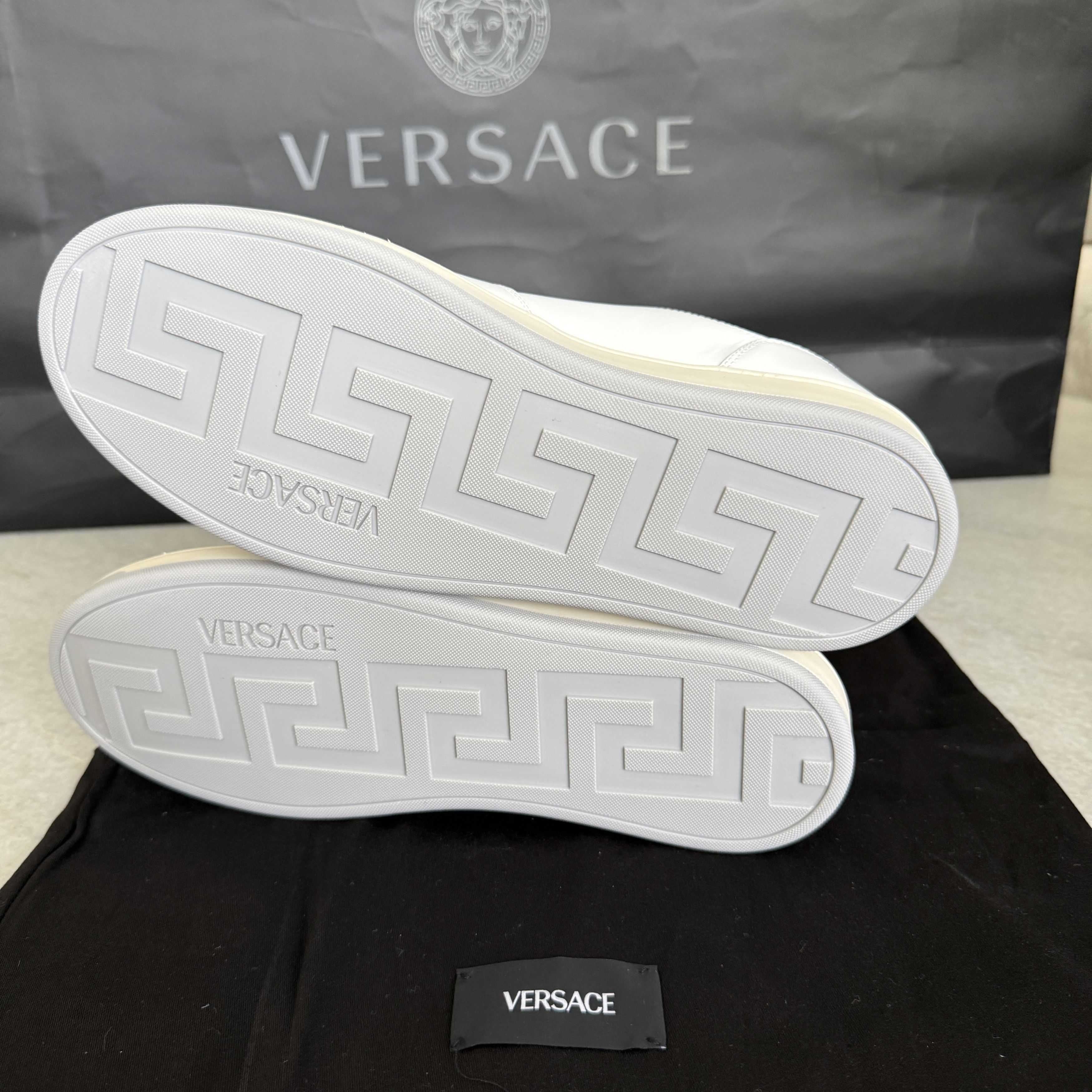 Versace Versace Medusa White Leather Men's Sneaker, 1013377, sz 40 Size US 7 / EU 40 - 9 Thumbnail