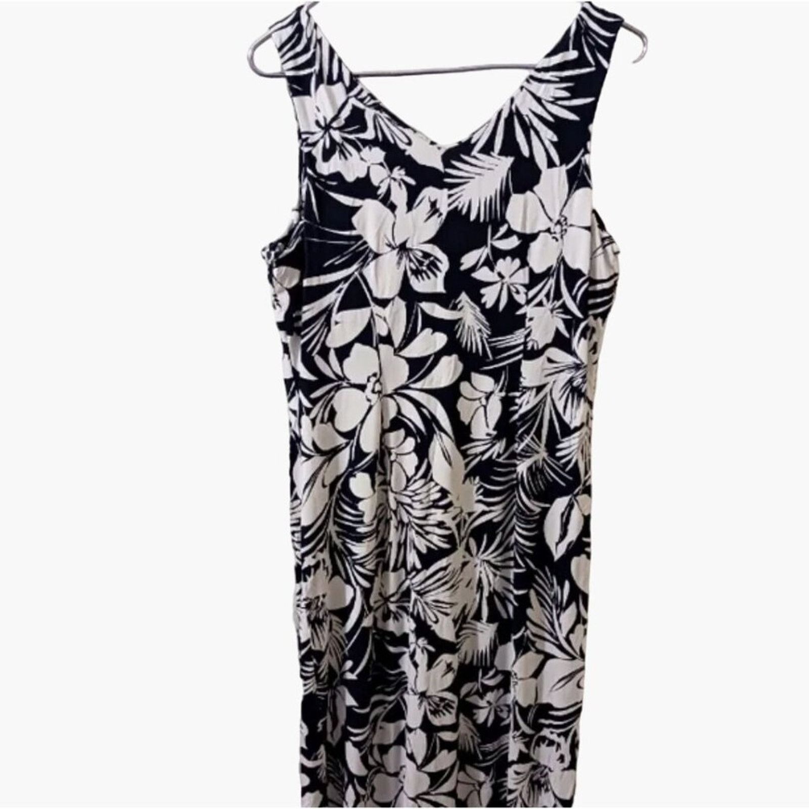 Tommy Bahama Tommy Bahama Women's Size Medium Knit Maxi Dress Sleeveless Size M / US 6-8 / IT 42-44 - 3 Thumbnail