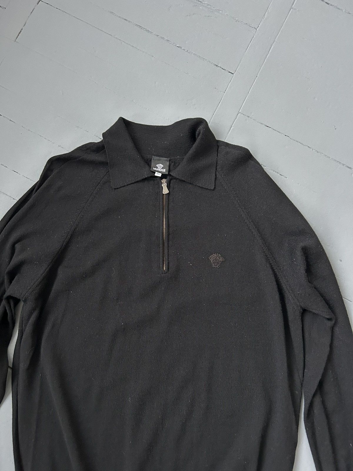 Versace Versace vintage wool sweater Size US XL / EU 56 / 4 - 4 Thumbnail
