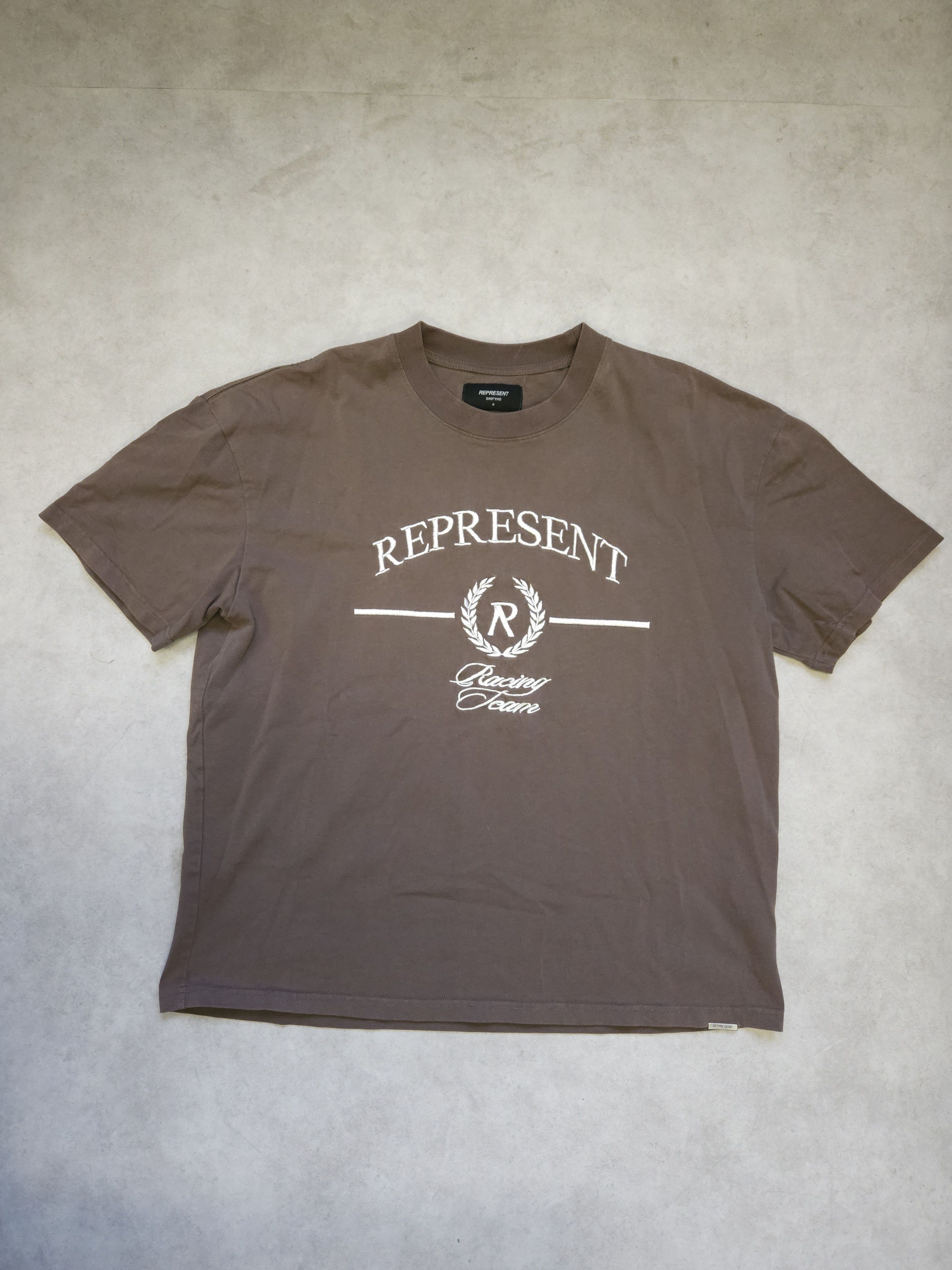 Represent Clo. Represent racing team embroidered logo tee Size US M / EU 48-50 / 2 - 1 Thumbnail