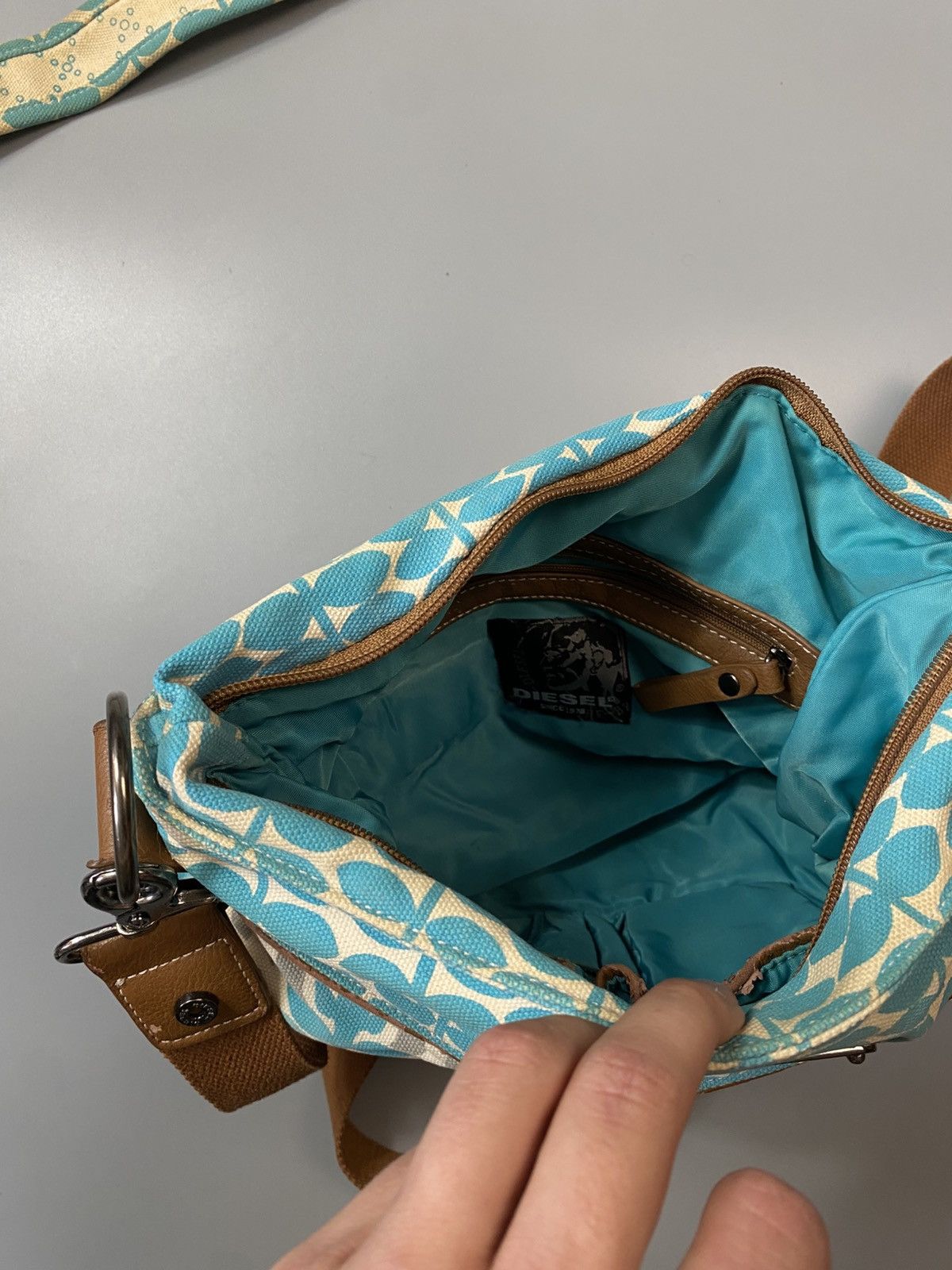 Diesel Diesel vintage y2k messenger bag Size ONE SIZE - 5 Thumbnail