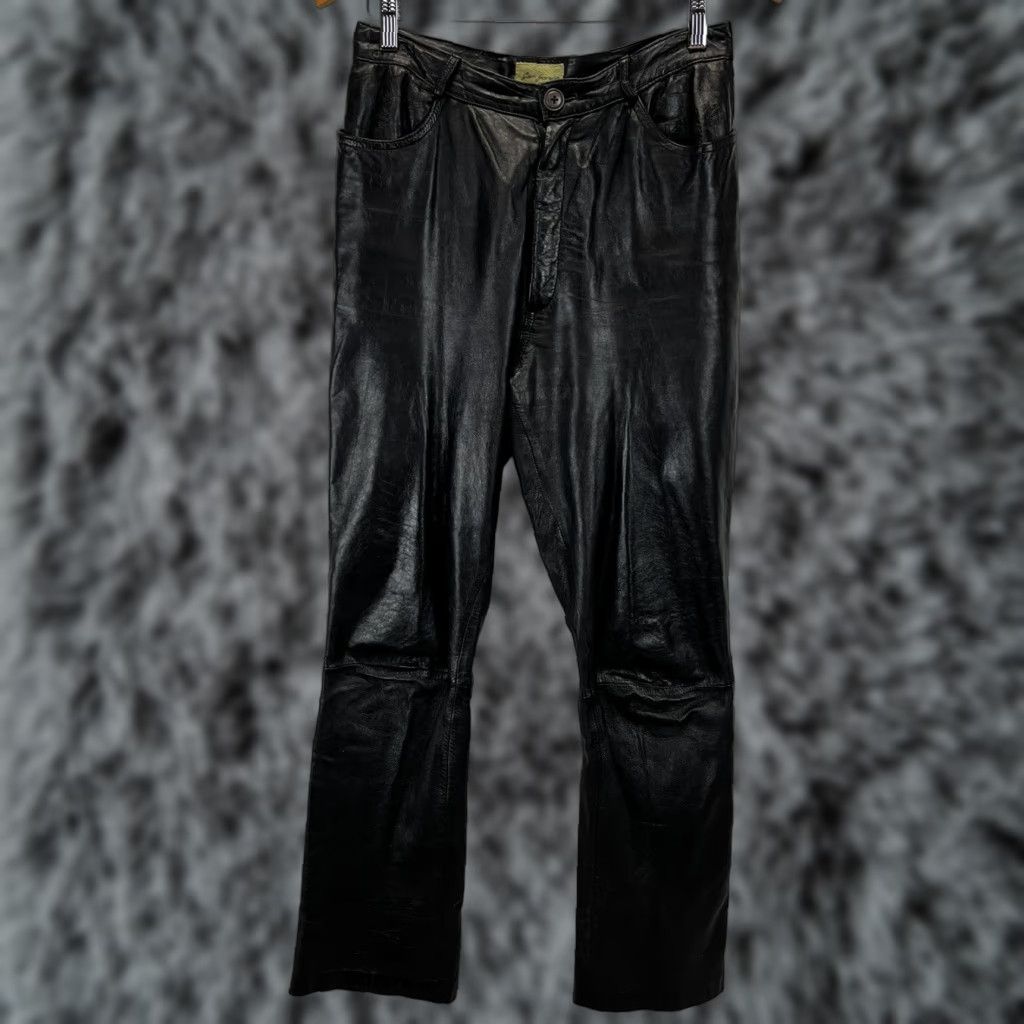 Vintage VINTAGE Rem Garson Leather Pants Women size US 10 Bootcut Black Lined 90s Rocker GUC Size 32" / US 10 / IT 46 - 1 Thumbnail