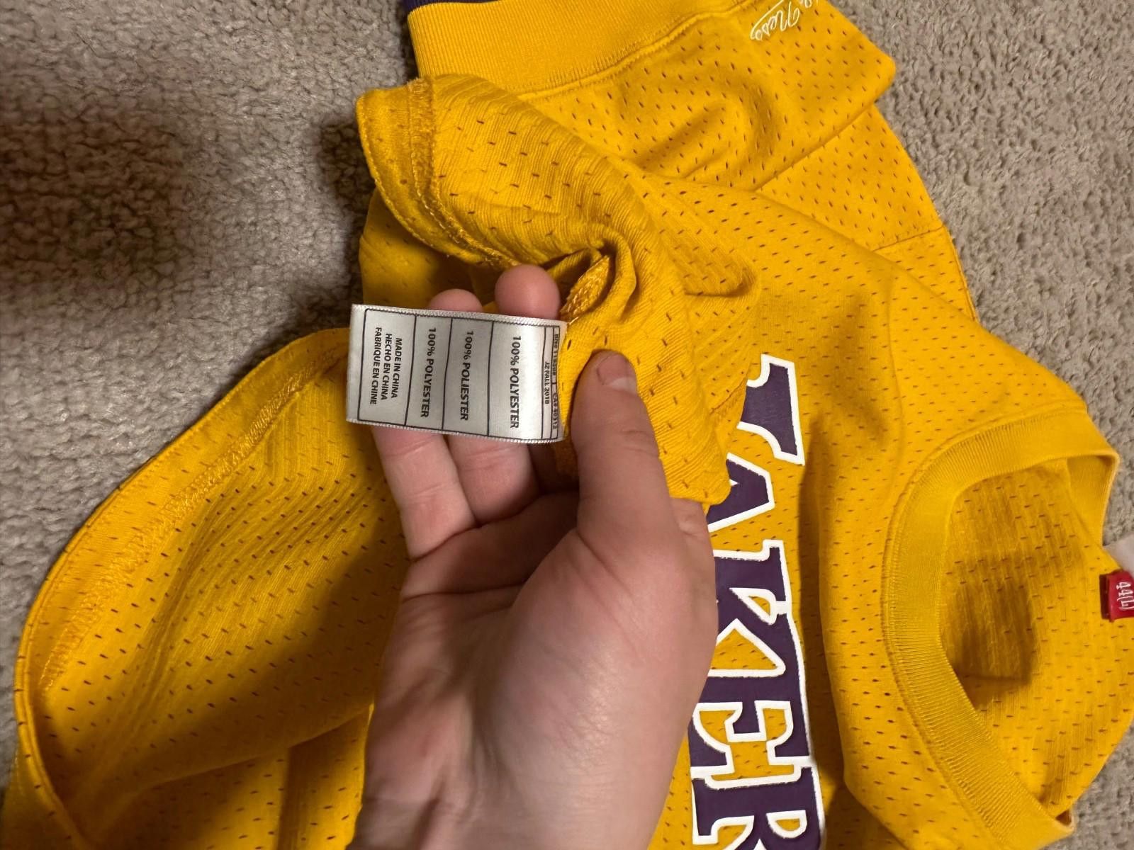 Mitchell & Ness Mitchell Shaq Lakers T Shirt Men's Shaquille O'Neal Sz L Size US L / EU 52-54 / 3 - 6 Thumbnail