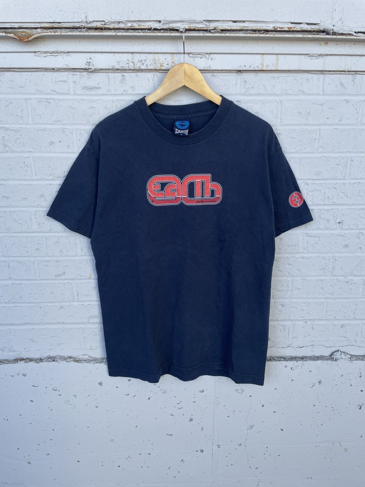 Shorty's Skateboards 90s Planet Earth Skateboards Graphic Tee Size US L / EU 52-54 / 3 - 1 Thumbnail