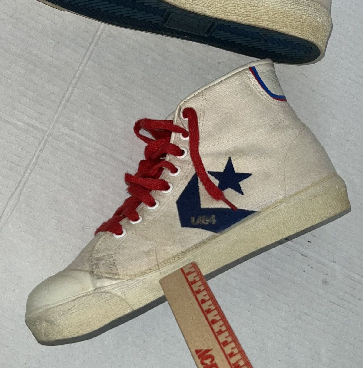 Converse Vintage 80’s Converse Usa Olympic La84 1984 Sample High Top Size US 7 / EU 40 - 12 Thumbnail