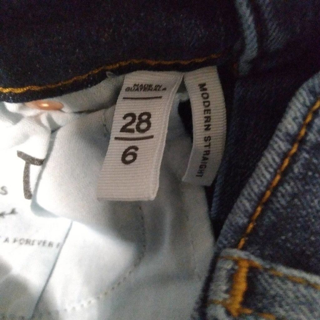 Loft LOFT Heartbreaker Jeans Straight Step Hem Embroidered Sz 28 Size 28" / US 6 / IT 42 - 7 Thumbnail
