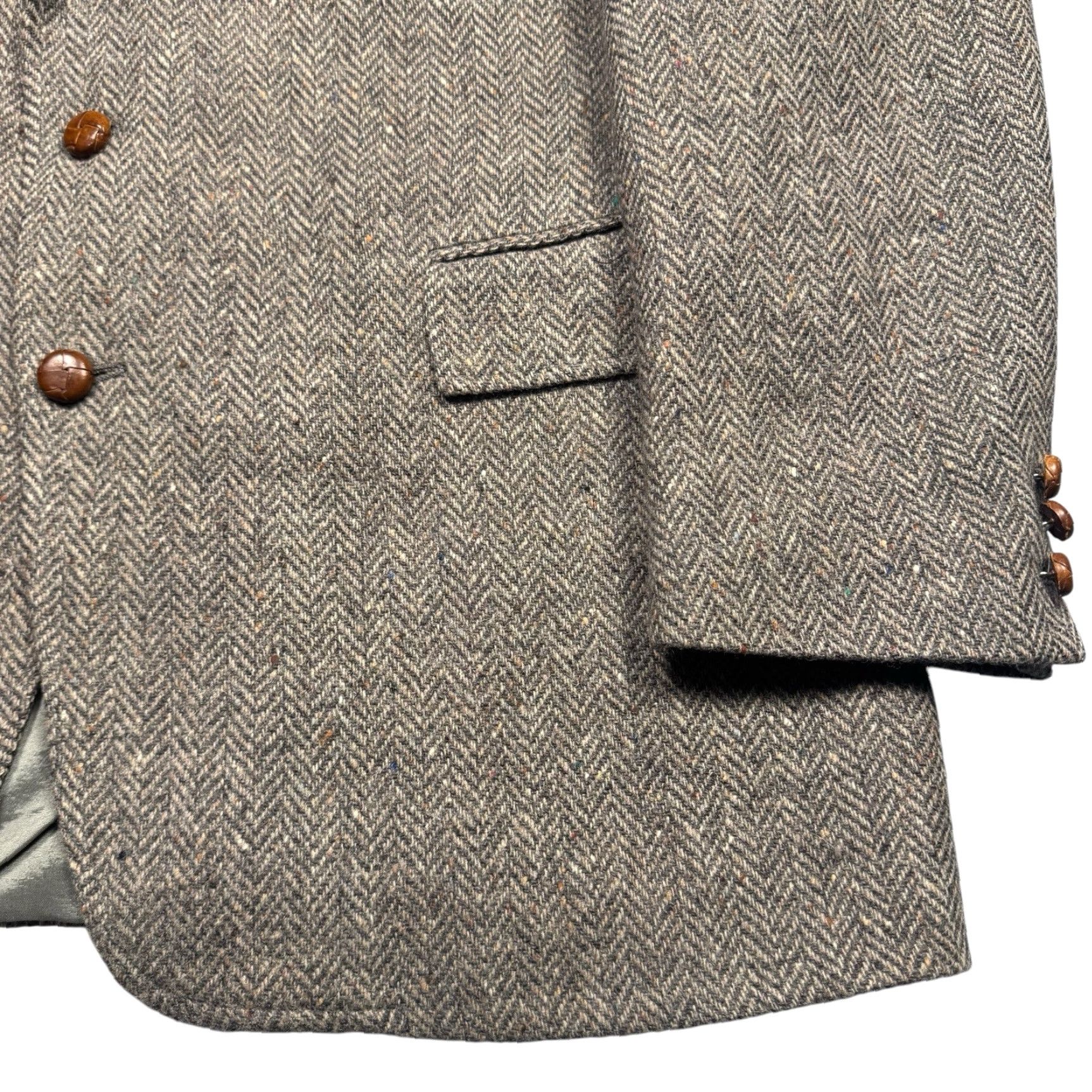 Levi's VINTAGE Levi Strauss Blazer Men 44 Tailored Classic Brown Wool Tweed Herringbone Jacket Blazer Lightweight Wool/ Tweed (Single-Breasted, Notch Lapel) Size 44R - 3 Thumbnail