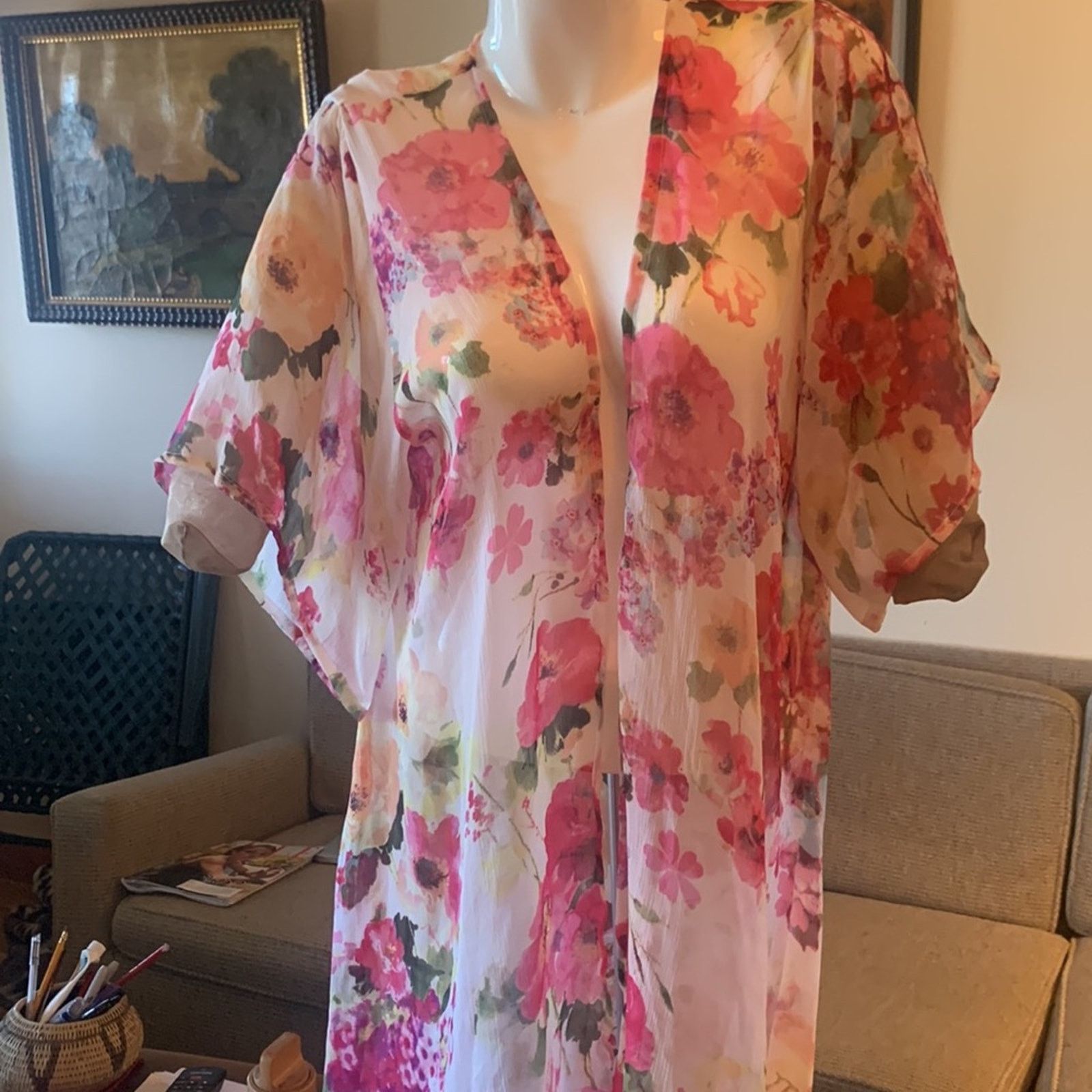 Betsey Johnson Betsey Johnson sheer floral kimono robe wrap coverup Size ONE SIZE - 3 Thumbnail