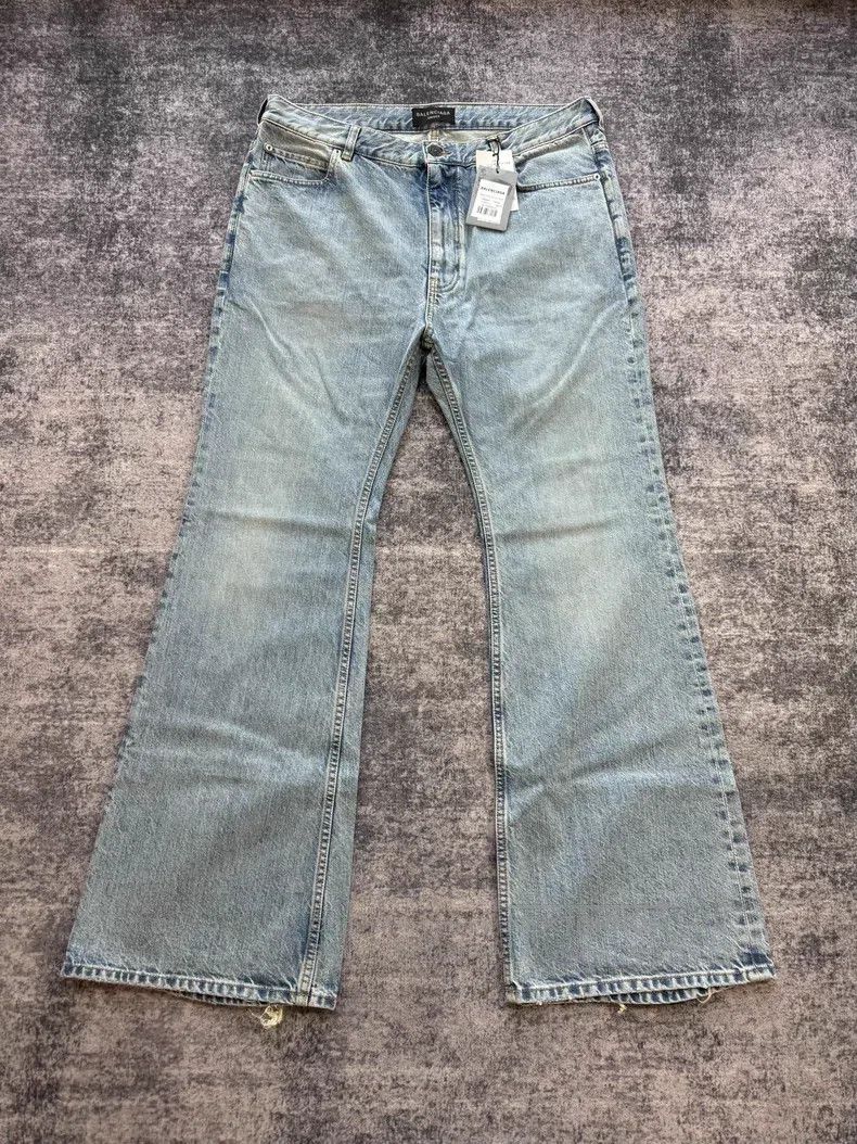 Balenciaga Balenciaga size L Ripped Distressed Flare Jeans Size US 27 - 1 Thumbnail