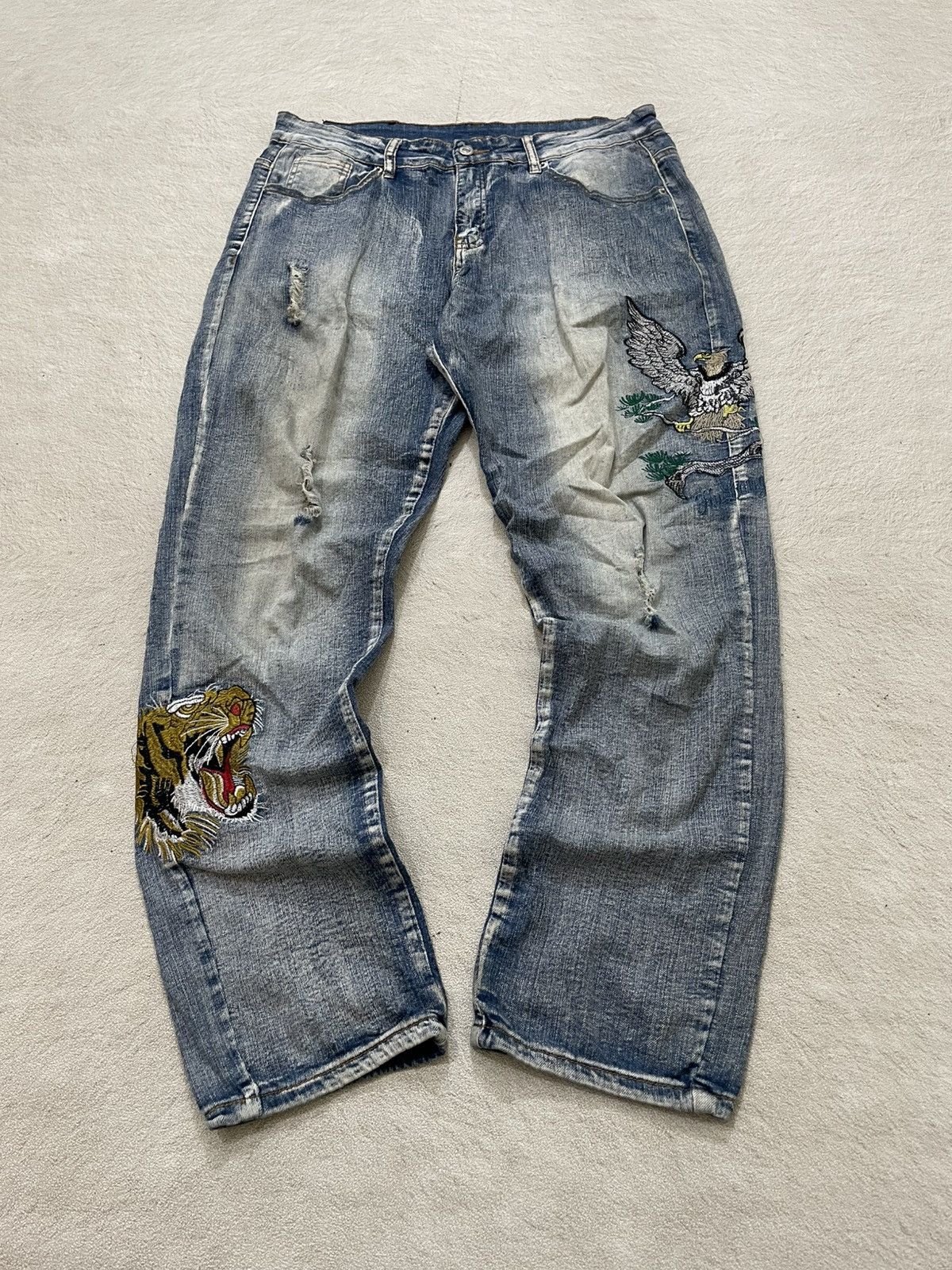 Japanese Brand 2000s Japanese Sukajan Inspired Embroidery Denim Tiger Eagle Size US 34 / EU 50 - 1 Thumbnail