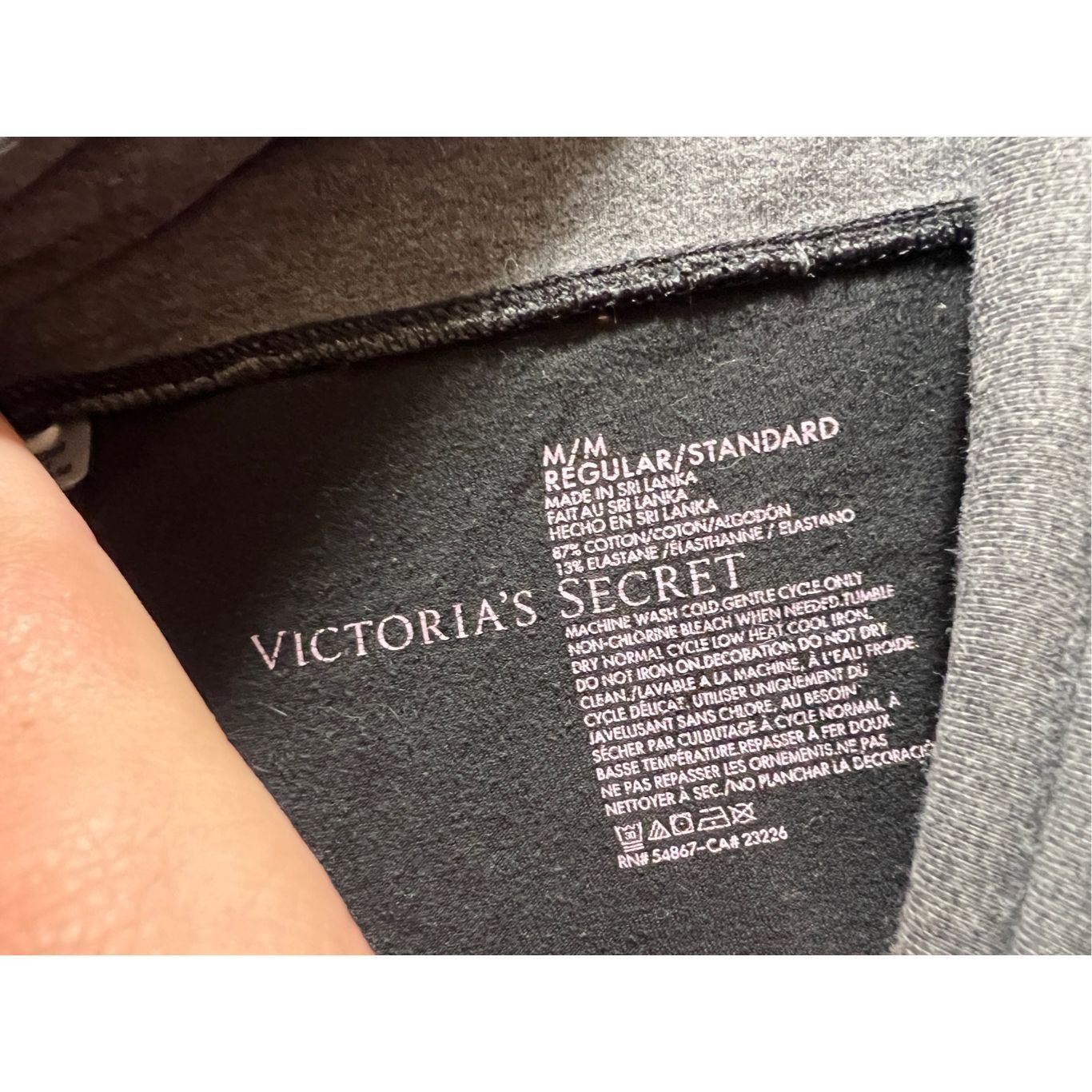 Victoria's Secret Victorias Secret Black With Grey Band Bootcut Leggings Woman Size 28" / US 6 / IT 42 - 8 Thumbnail