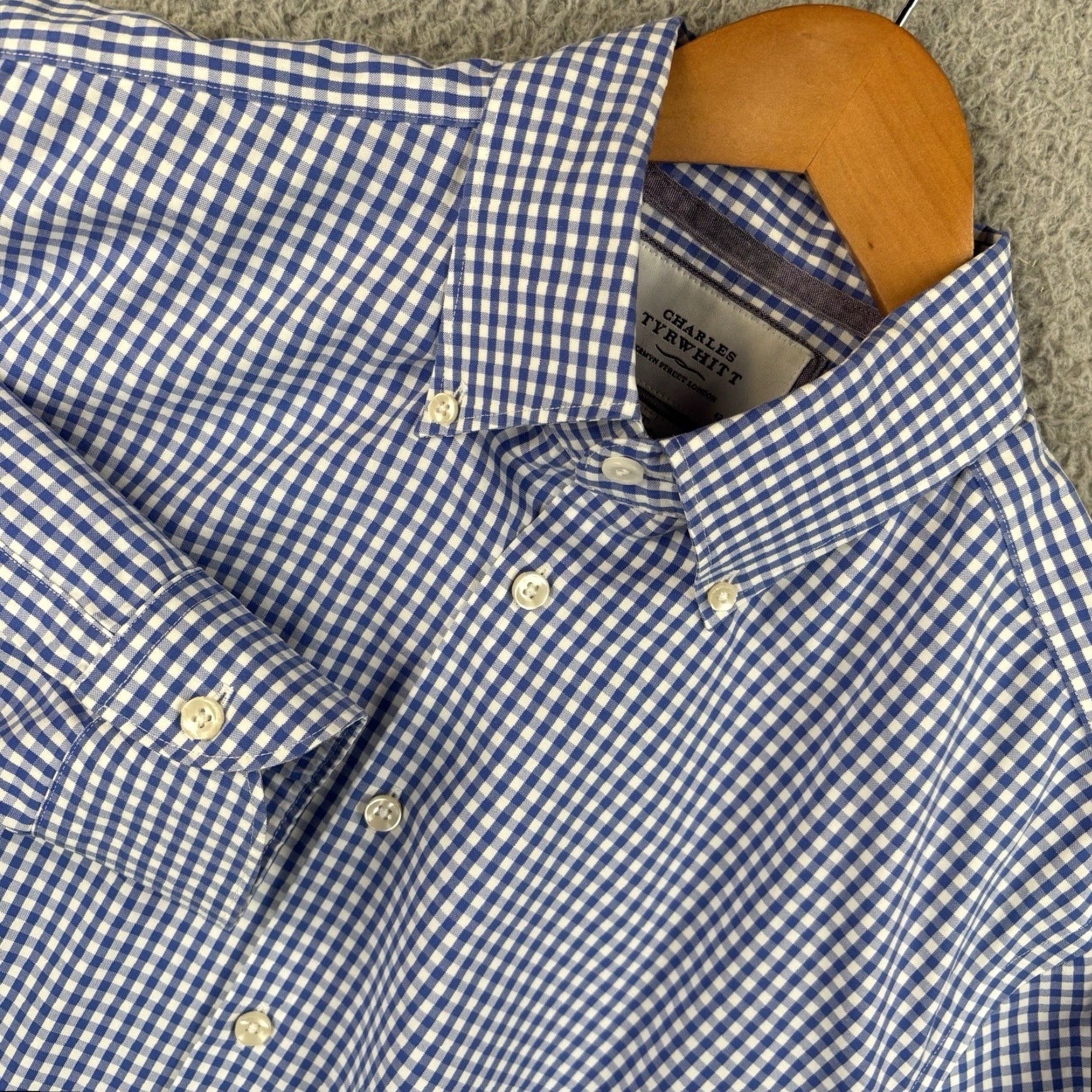 Charles Tyrwhitt Charles Tyrwhitt Shirt Mens 16.7/33 Blue Gingham Check Extra Slim Fit Non-Iron Shirt Regular L Blue Cotton Button-Up Collared Long Sleeve Men’s Size US L / EU 52-54 / 3 - 2 Thumbnail