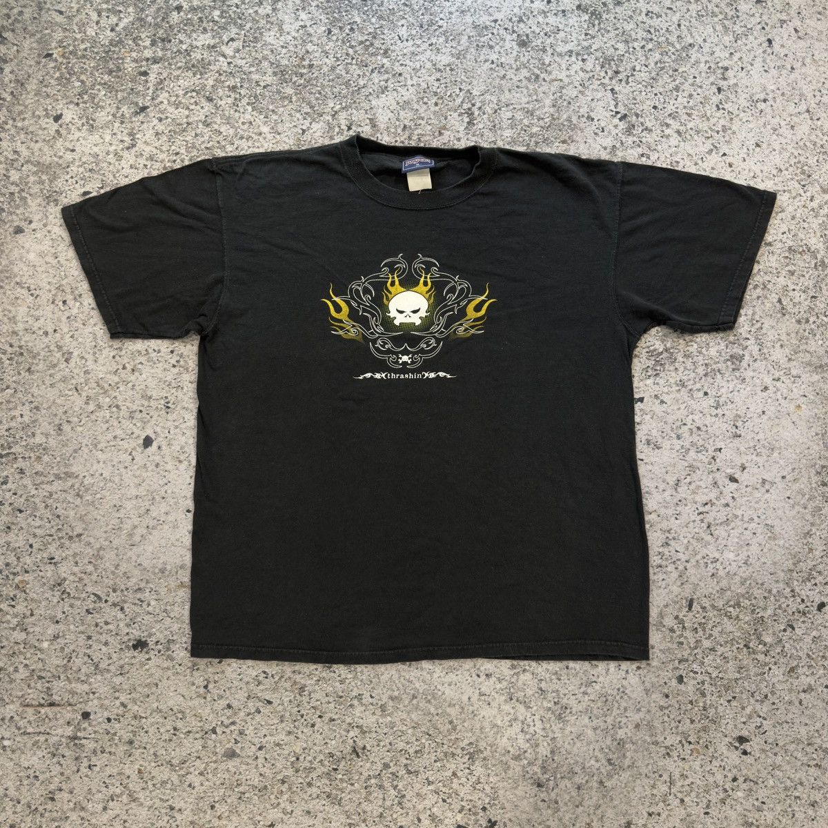 Vintage Vintage Y2K Faded Skull Thrashin Tee XL Skater ERD Grunge Size US XL / EU 56 / 4 - 1 Thumbnail