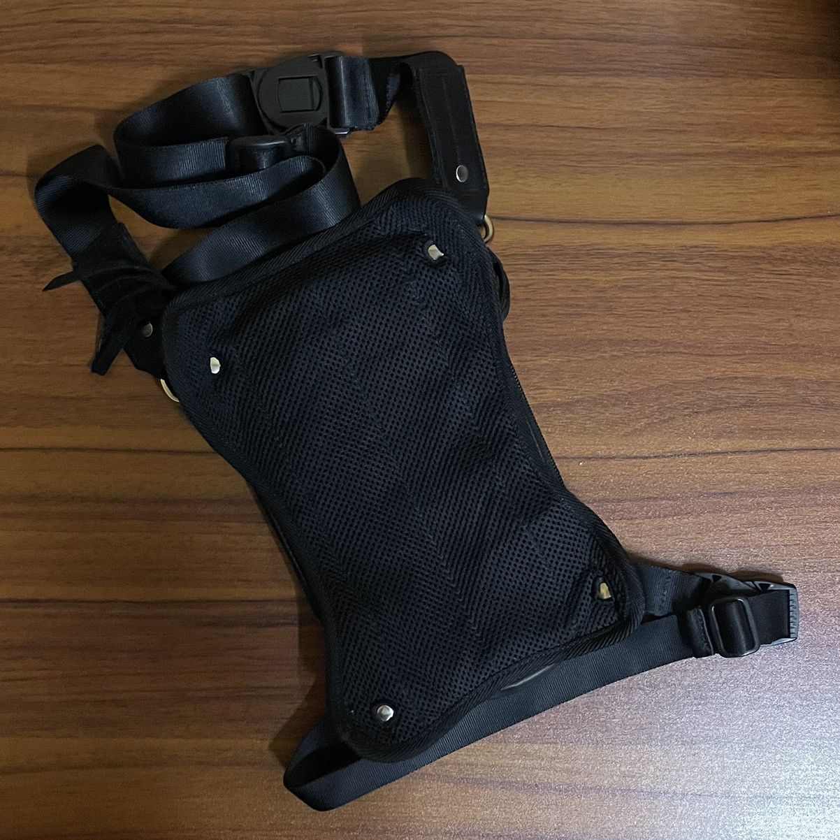 Japanese Brand RUSHITANI TACTICAL 2 WAY LEATHER LEG BAG Size ONE SIZE - 2 Thumbnail
