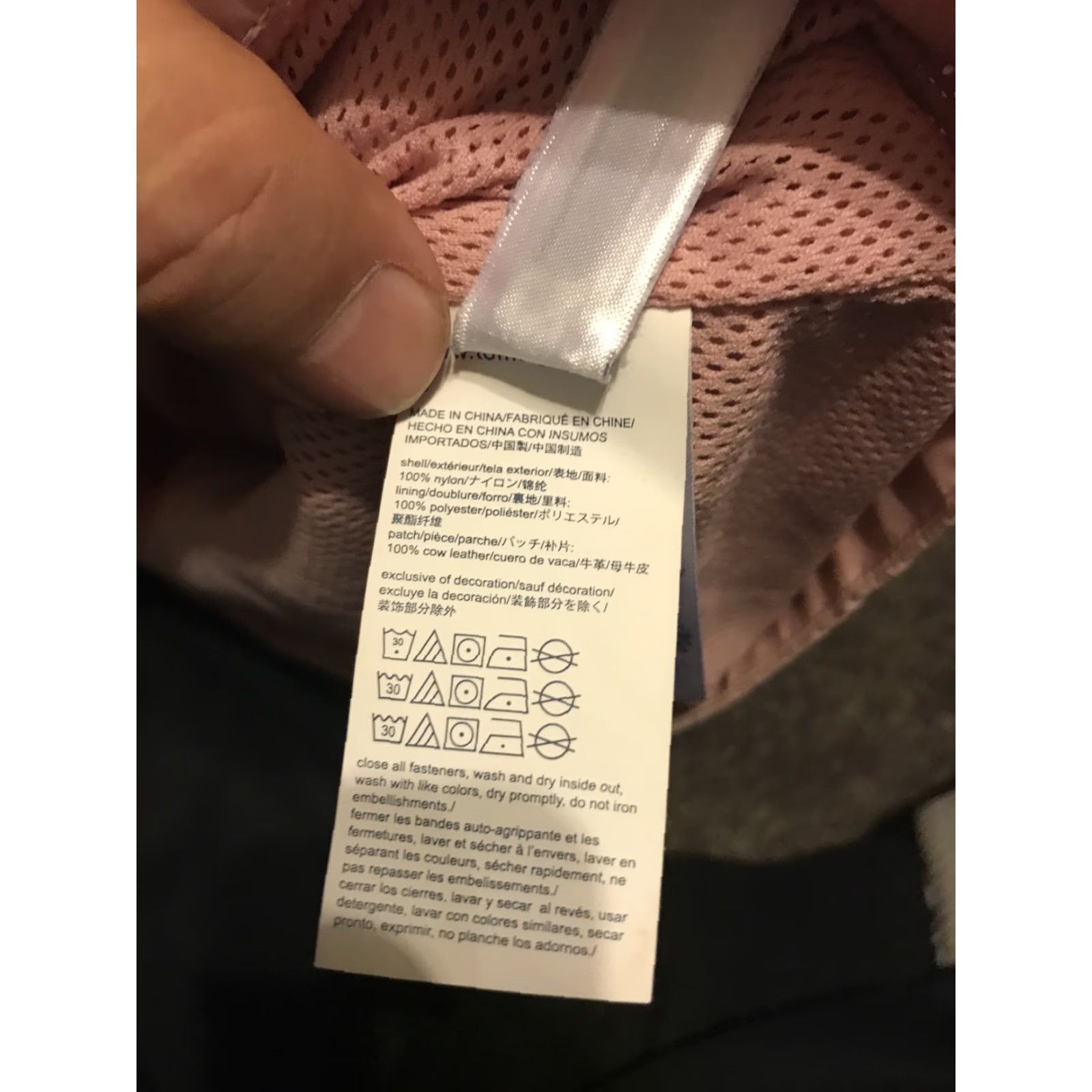 Tommy Hilfiger Tommy Hilfiger Windbreaker Jacket Women M Pink Nylon Lining Nylon Regular Size M / US 6-8 / IT 42-44 - 4 Thumbnail